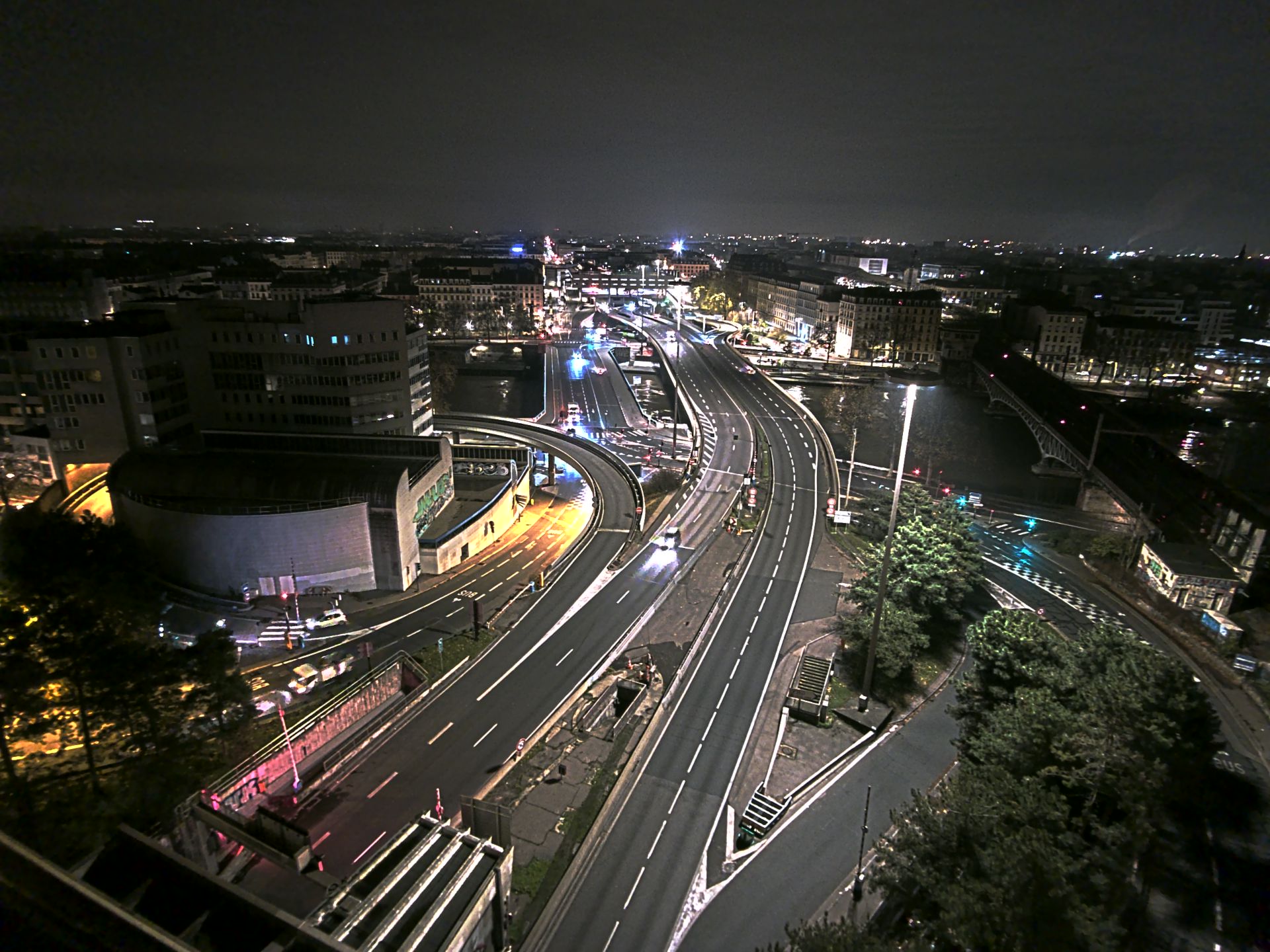 Caméra autoroute à Lyon Perrache à l'entrée Sud du Tunnel sous Fourvière, en direction de Marseille