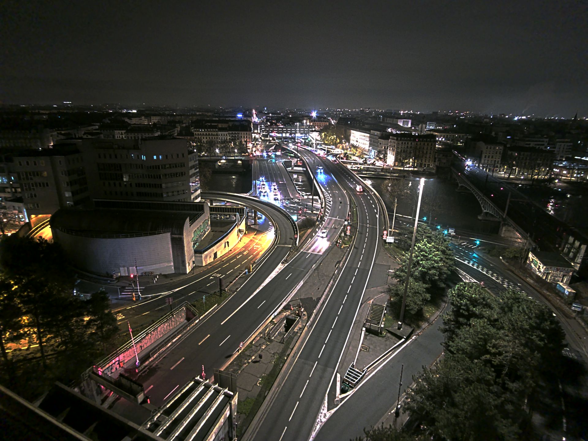 Caméra autoroute à Lyon Perrache à l'entrée Sud du Tunnel sous Fourvière, en direction de Marseille
