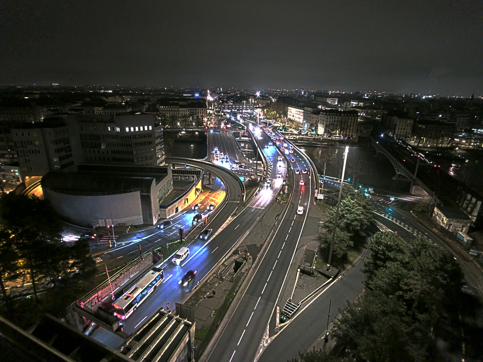 Caméra autoroute à Lyon Perrache à l'entrée Sud du Tunnel sous Fourvière, en direction de Marseille