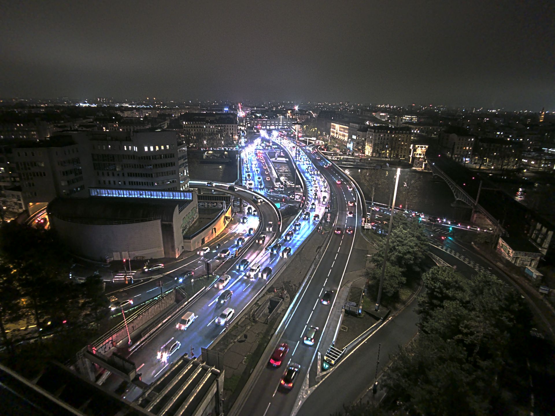 Caméra autoroute à Lyon Perrache à l'entrée Sud du Tunnel sous Fourvière, en direction de Marseille