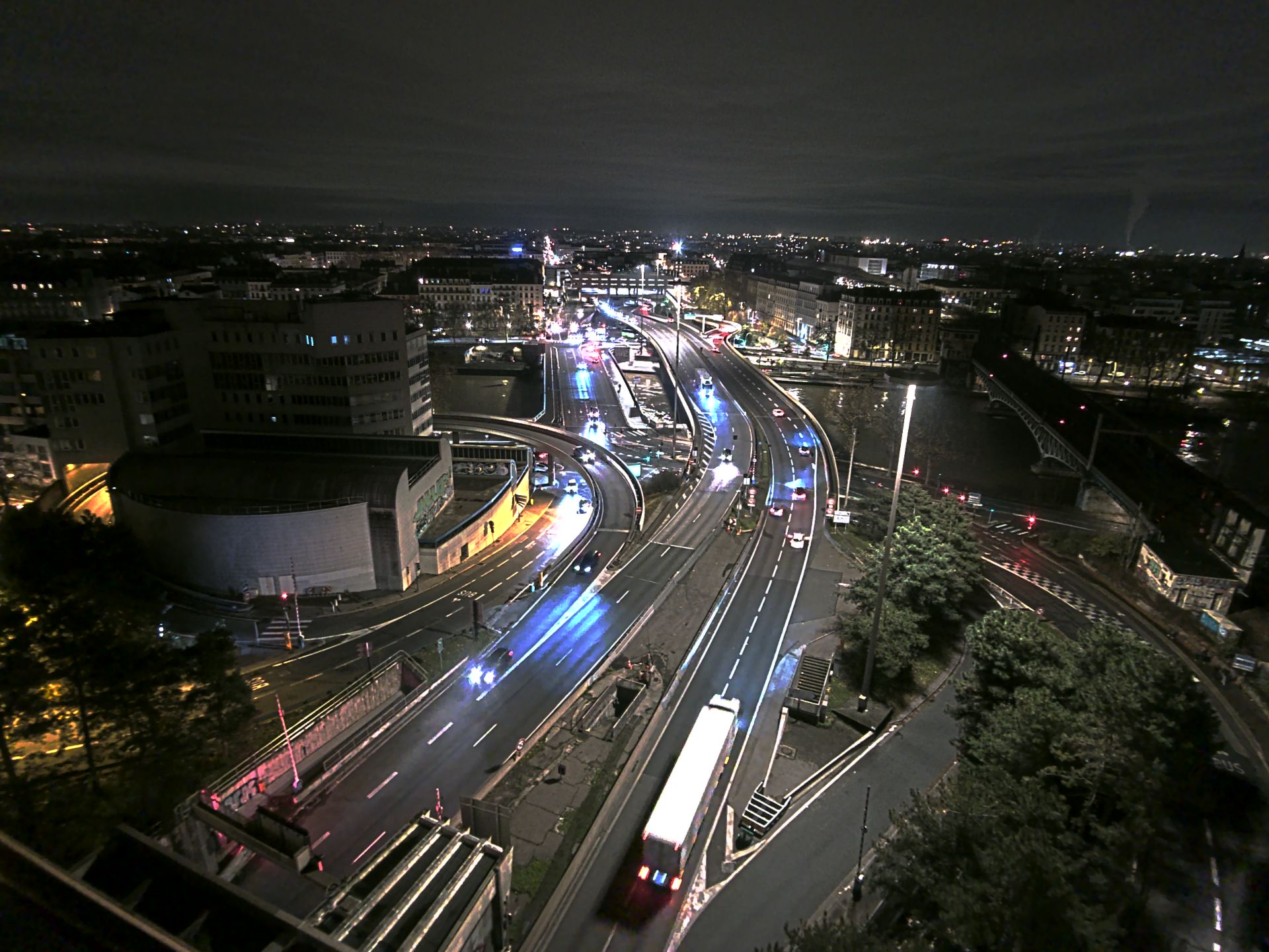 Caméra autoroute à Lyon Perrache à l'entrée Sud du Tunnel sous Fourvière, en direction de Marseille