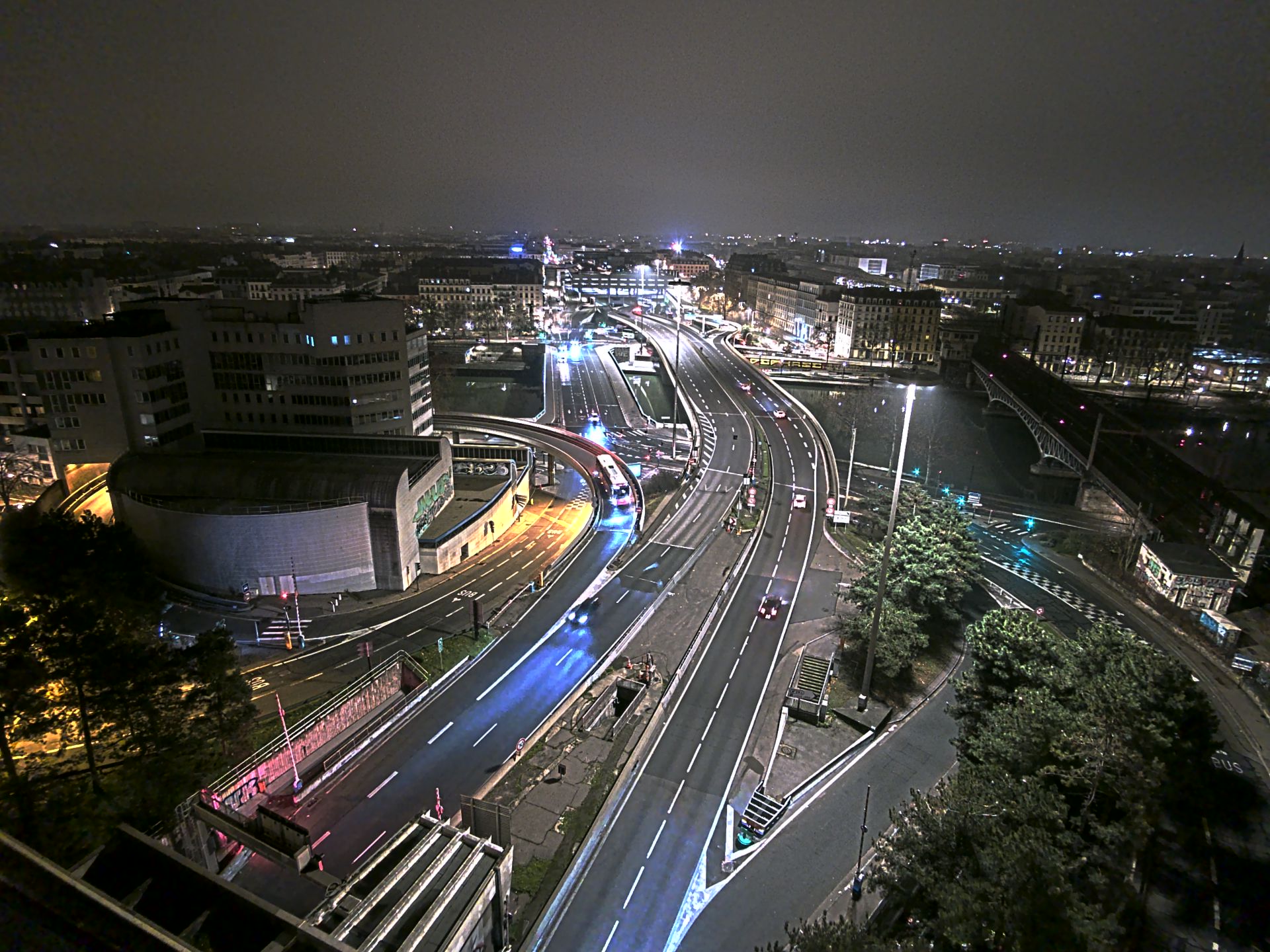 Caméra autoroute à Lyon Perrache à l'entrée Sud du Tunnel sous Fourvière, en direction de Marseille