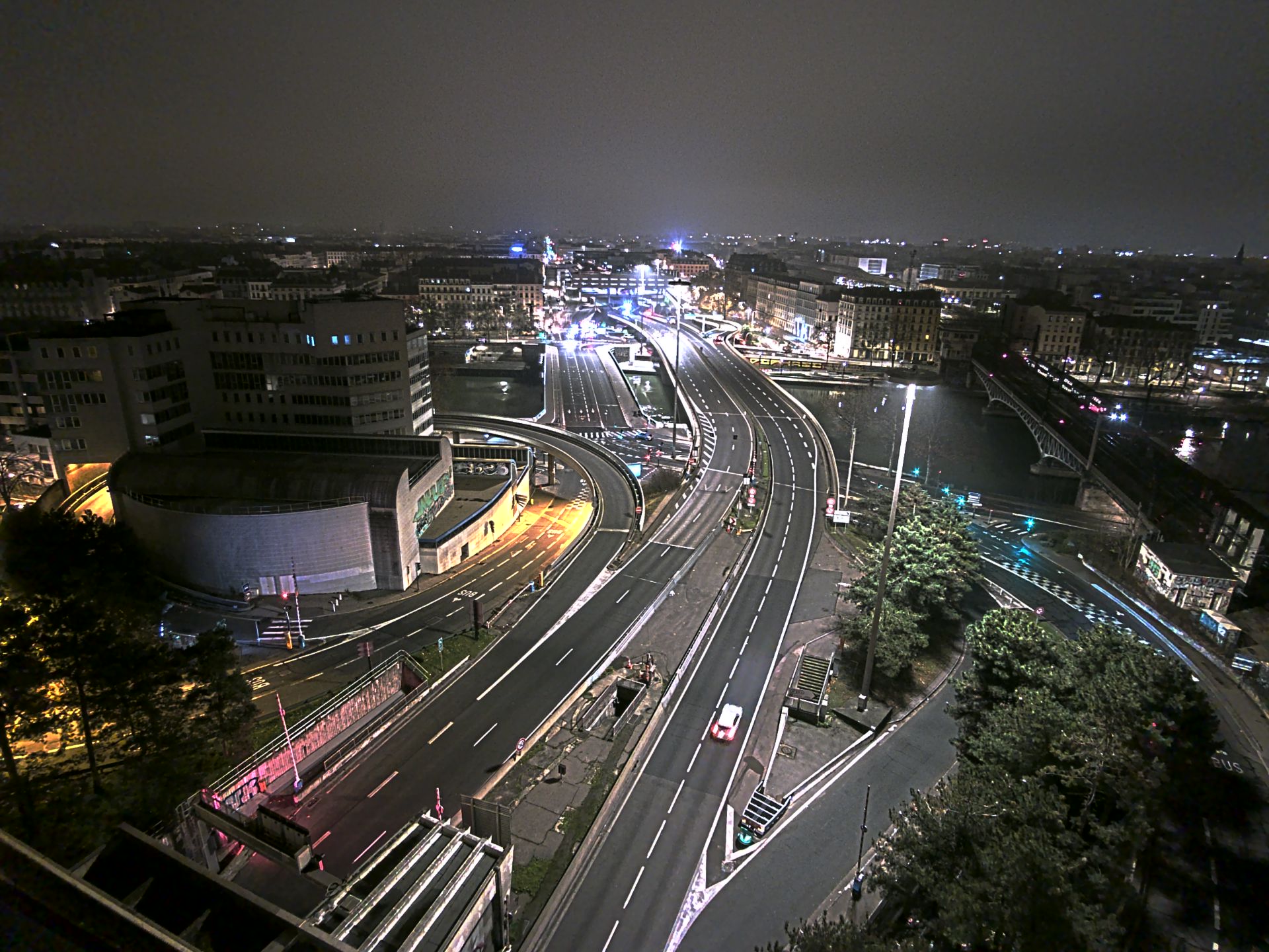 Caméra autoroute à Lyon Perrache à l'entrée Sud du Tunnel sous Fourvière, en direction de Marseille