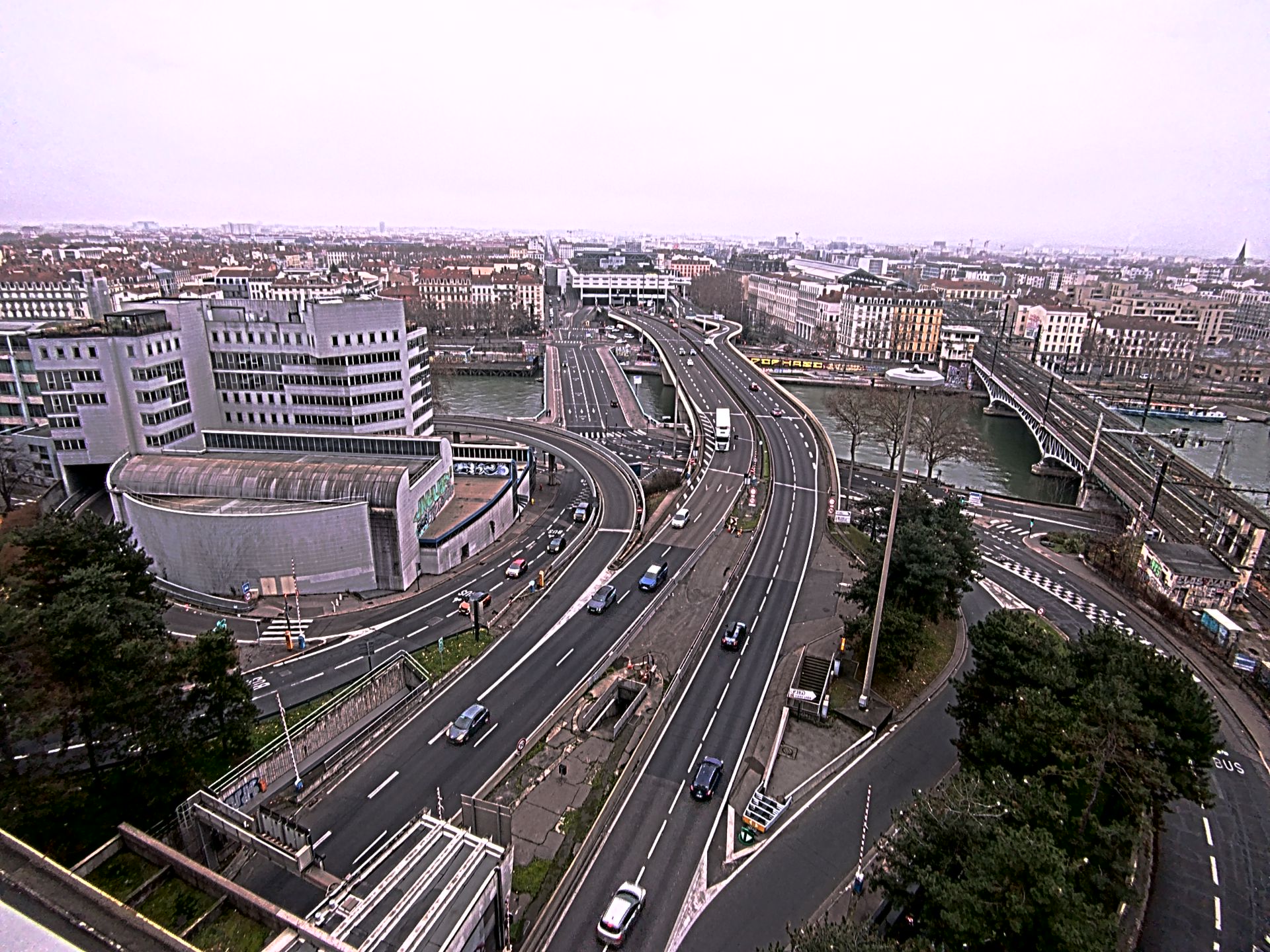 Caméra autoroute à Lyon Perrache à l'entrée Sud du Tunnel sous Fourvière, en direction de Marseille