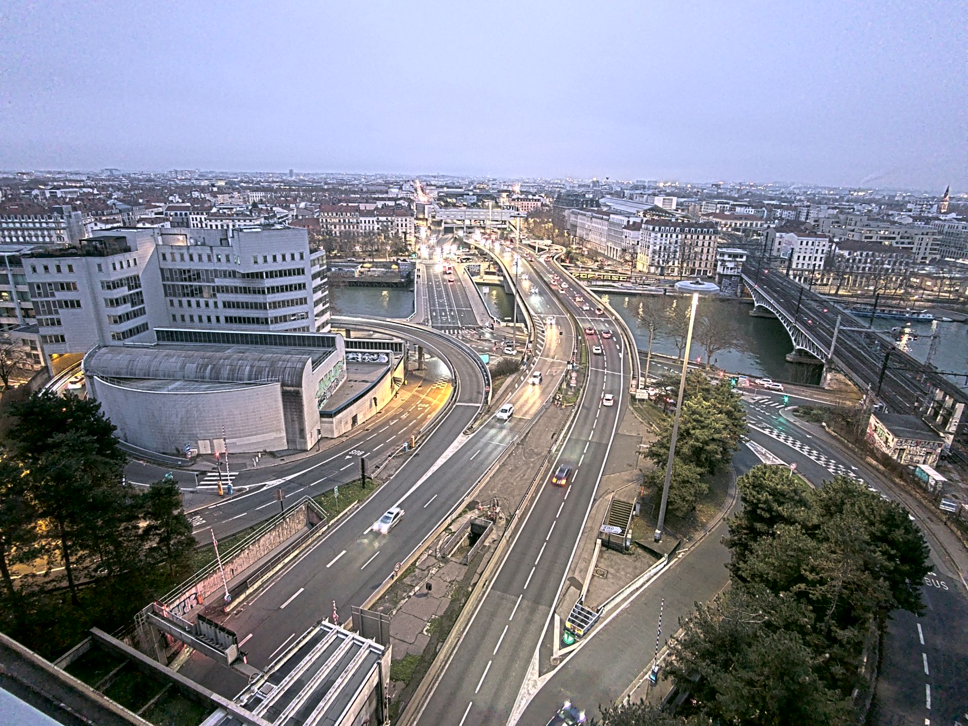 Caméra autoroute à Lyon Perrache à l'entrée Sud du Tunnel sous Fourvière, en direction de Marseille