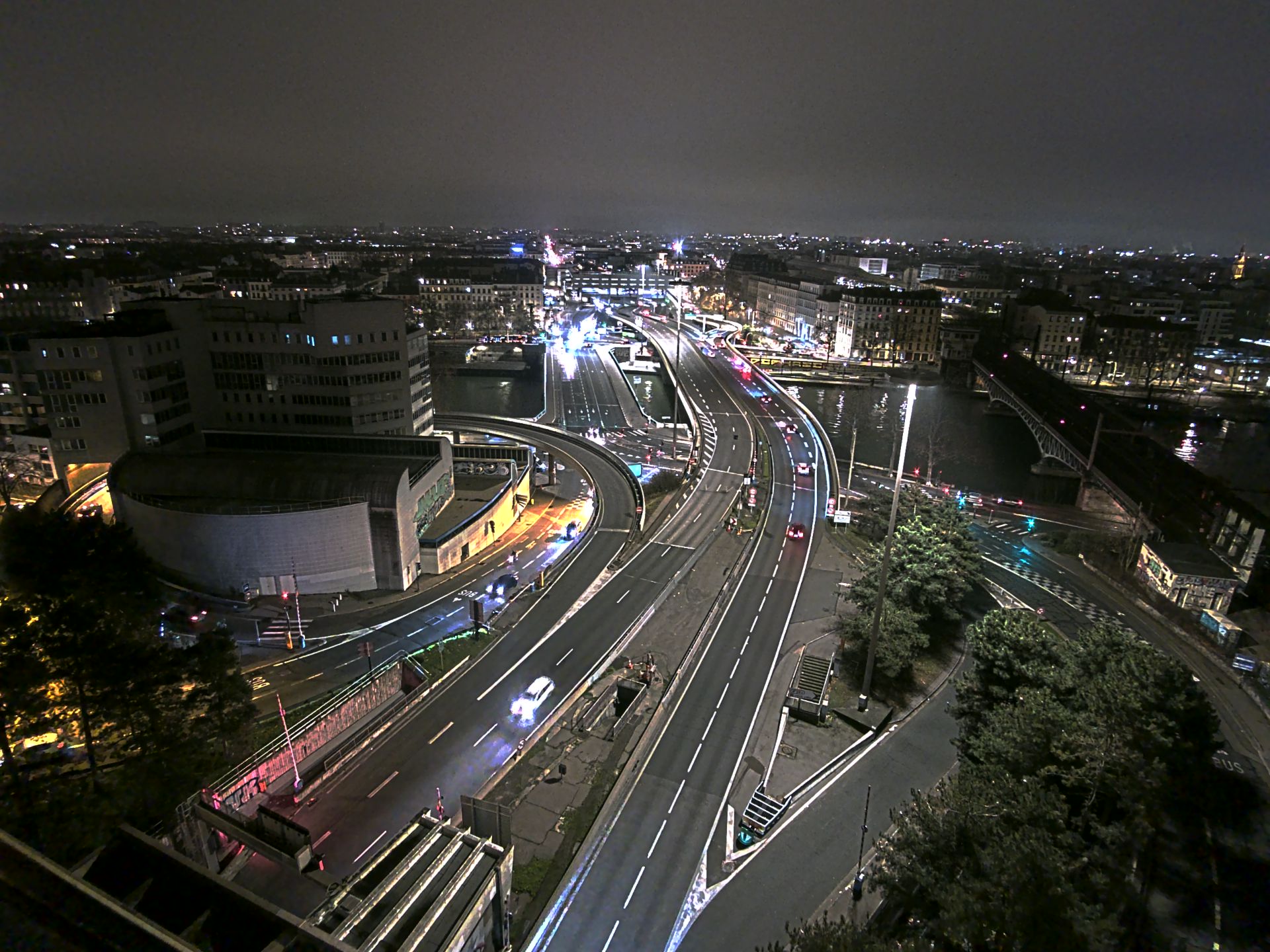Caméra autoroute à Lyon Perrache à l'entrée Sud du Tunnel sous Fourvière, en direction de Marseille