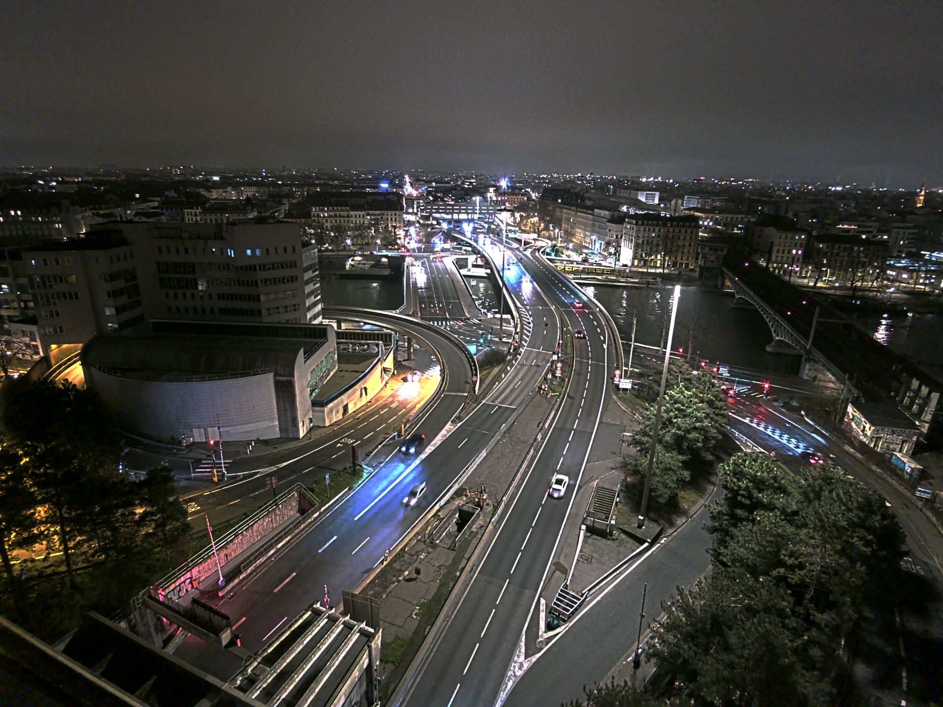 Caméra autoroute à Lyon Perrache à l'entrée Sud du Tunnel sous Fourvière, en direction de Marseille