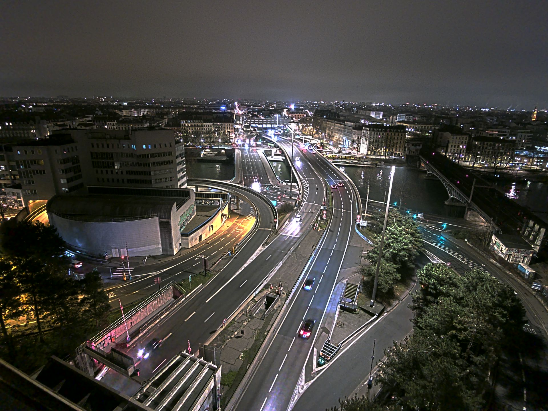 Caméra autoroute à Lyon Perrache à l'entrée Sud du Tunnel sous Fourvière, en direction de Marseille
