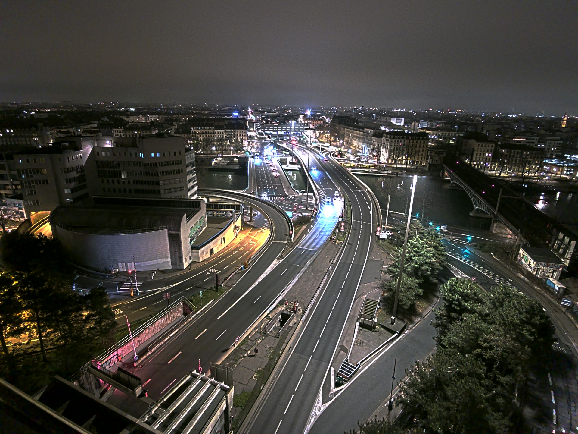Caméra autoroute à Lyon Perrache à l'entrée Sud du Tunnel sous Fourvière, en direction de Marseille