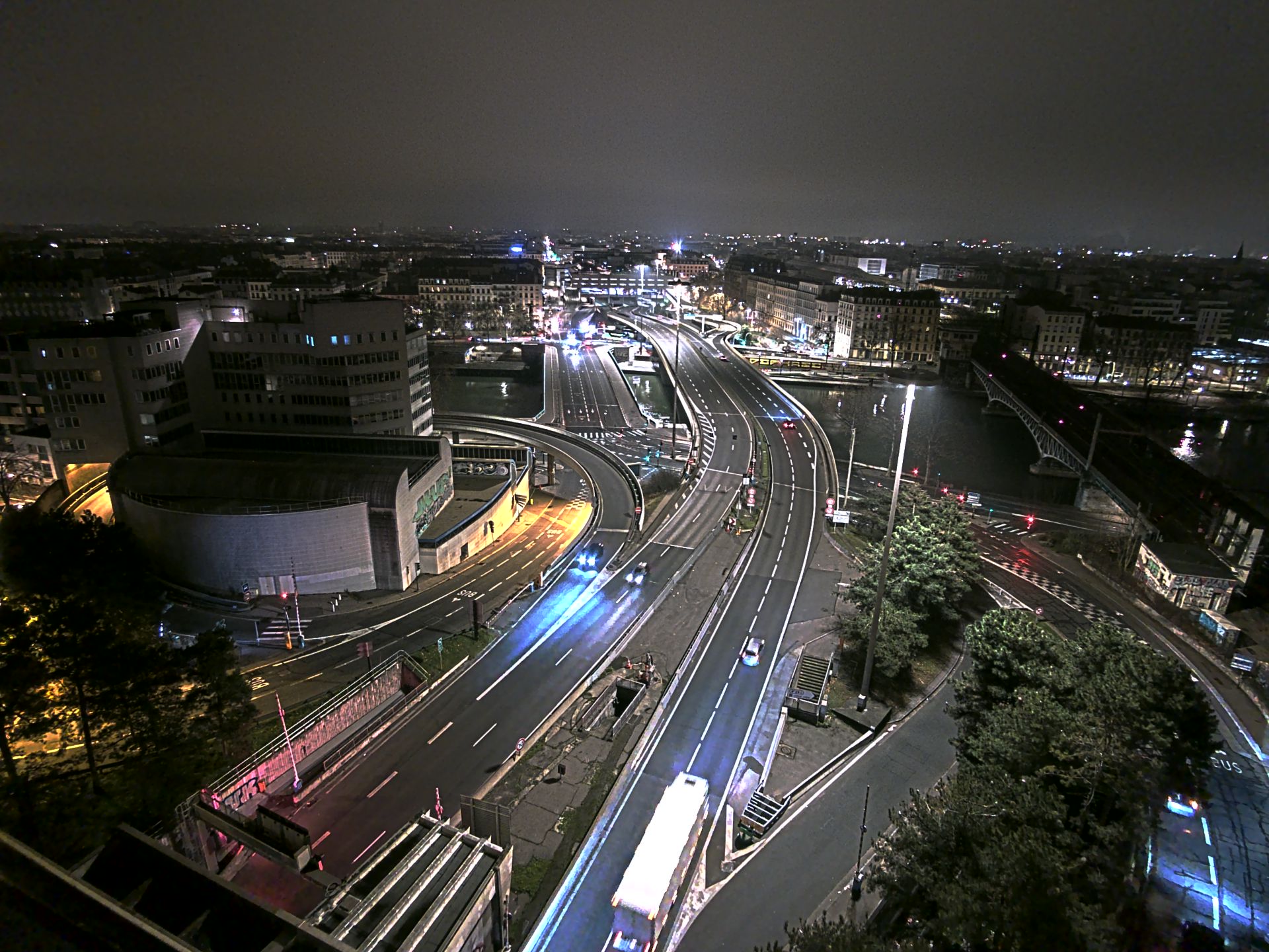Caméra autoroute à Lyon Perrache à l'entrée Sud du Tunnel sous Fourvière, en direction de Marseille