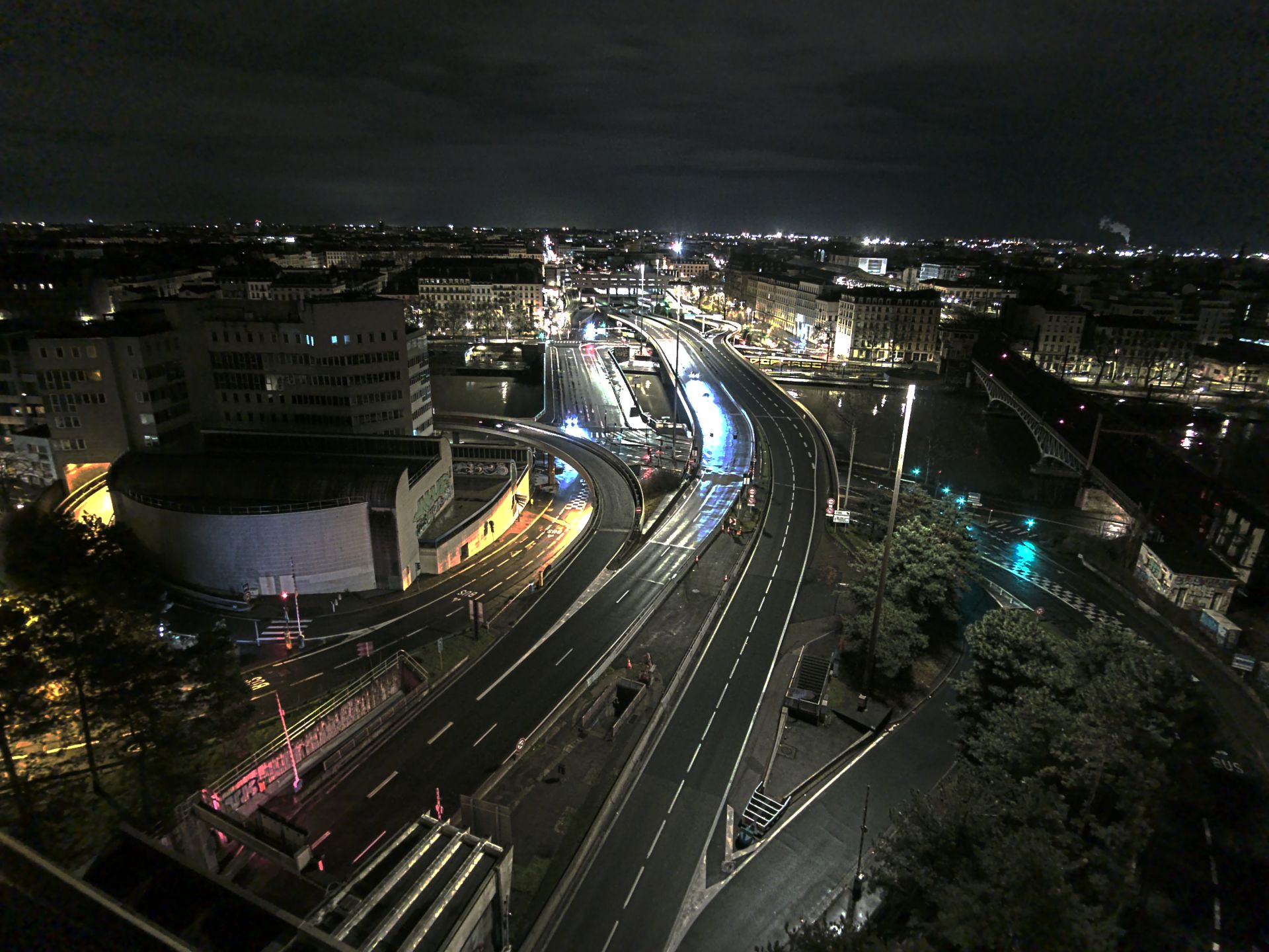 Caméra autoroute à Lyon Perrache à l'entrée Sud du Tunnel sous Fourvière, en direction de Marseille