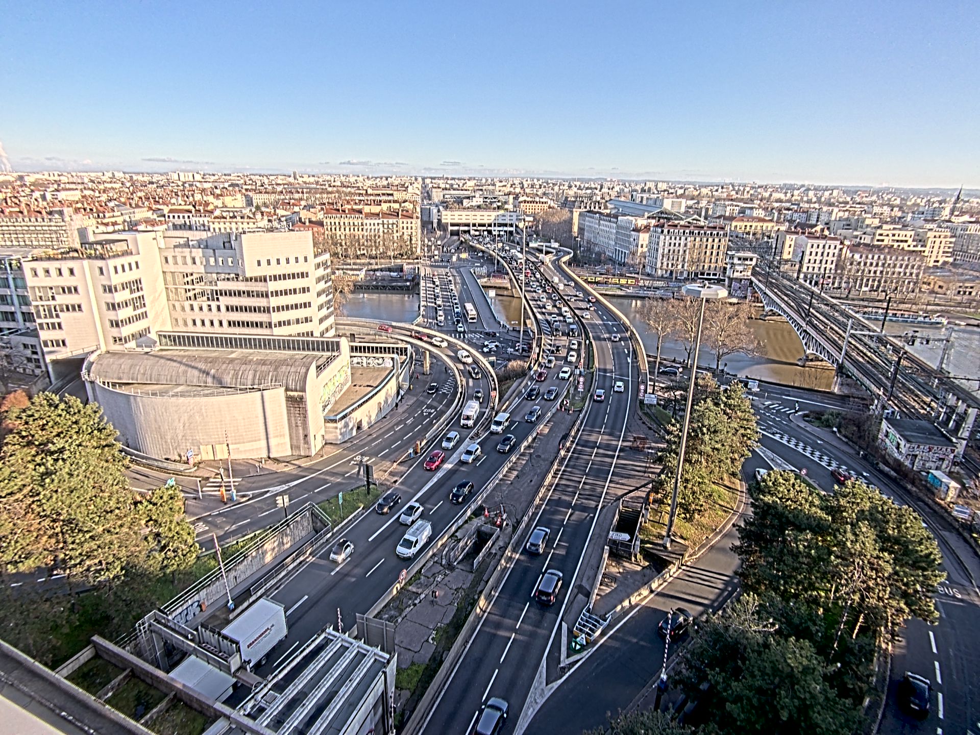 Caméra autoroute à Lyon Perrache à l'entrée Sud du Tunnel sous Fourvière, en direction de Marseille