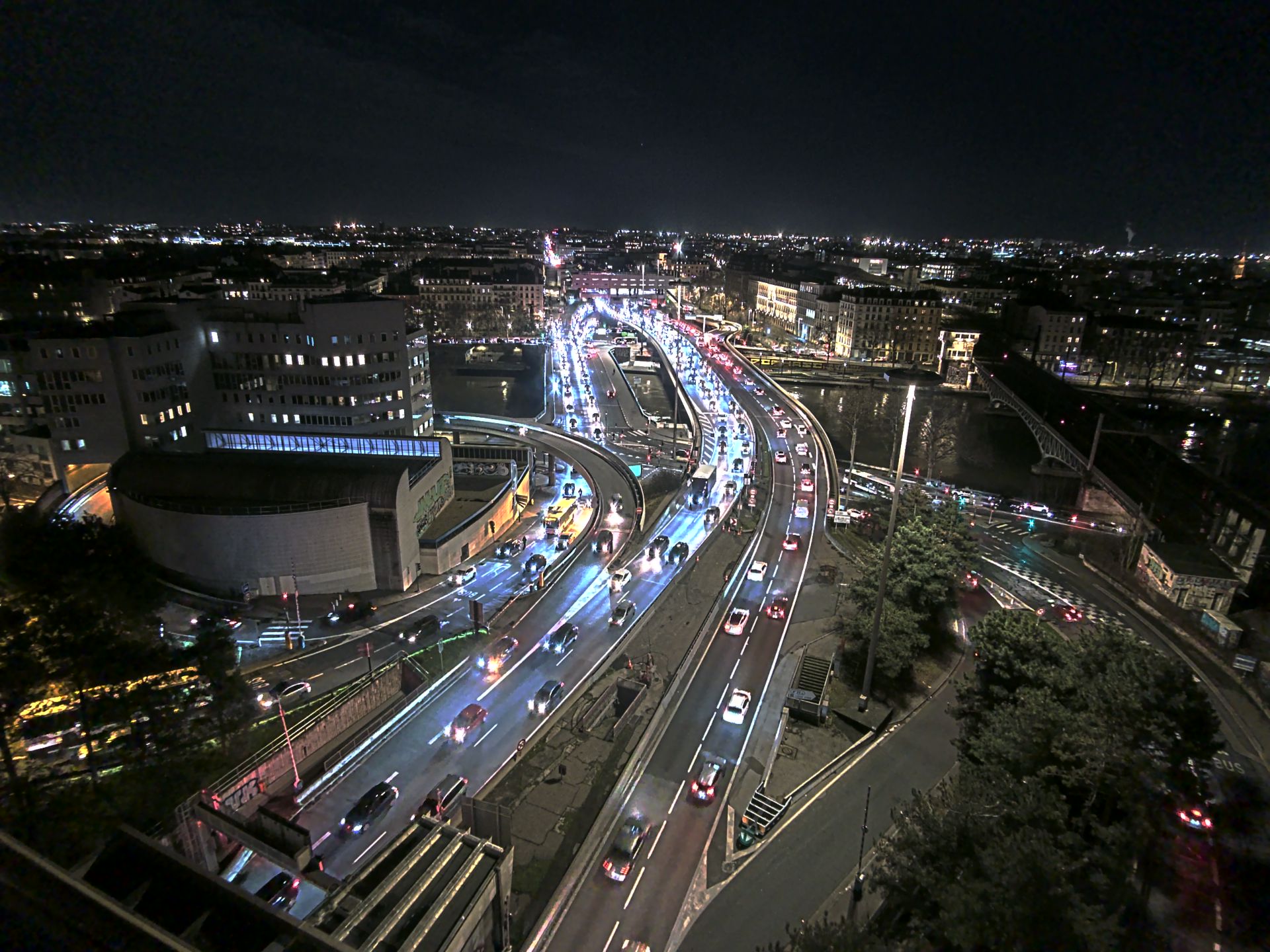Caméra autoroute à Lyon Perrache à l'entrée Sud du Tunnel sous Fourvière, en direction de Marseille