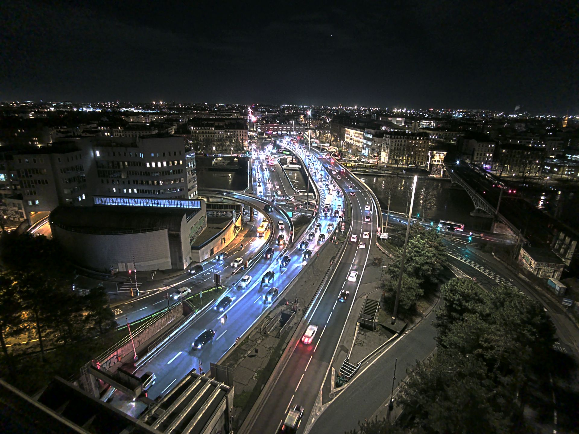 Caméra autoroute à Lyon Perrache à l'entrée Sud du Tunnel sous Fourvière, en direction de Marseille