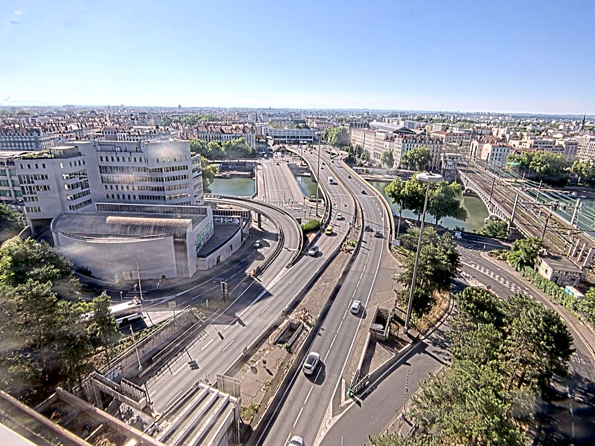 Caméra autoroute à Lyon Perrache à l'entrée Sud du Tunnel sous Fourvière, en direction de Marseille