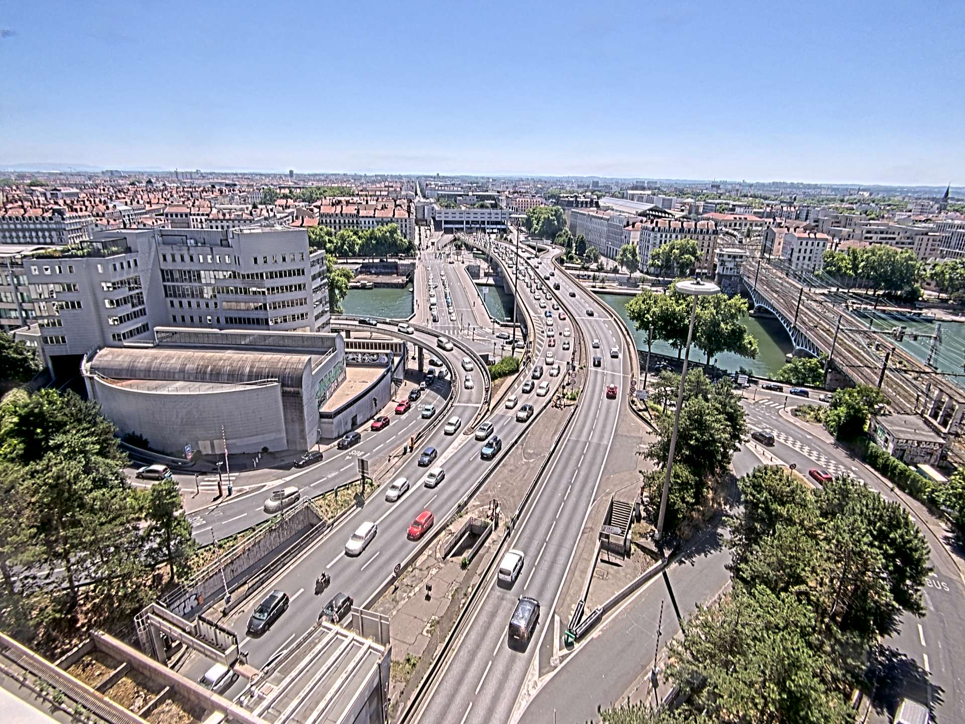 Caméra autoroute à Lyon Perrache à l'entrée Sud du Tunnel sous Fourvière, en direction de Marseille
