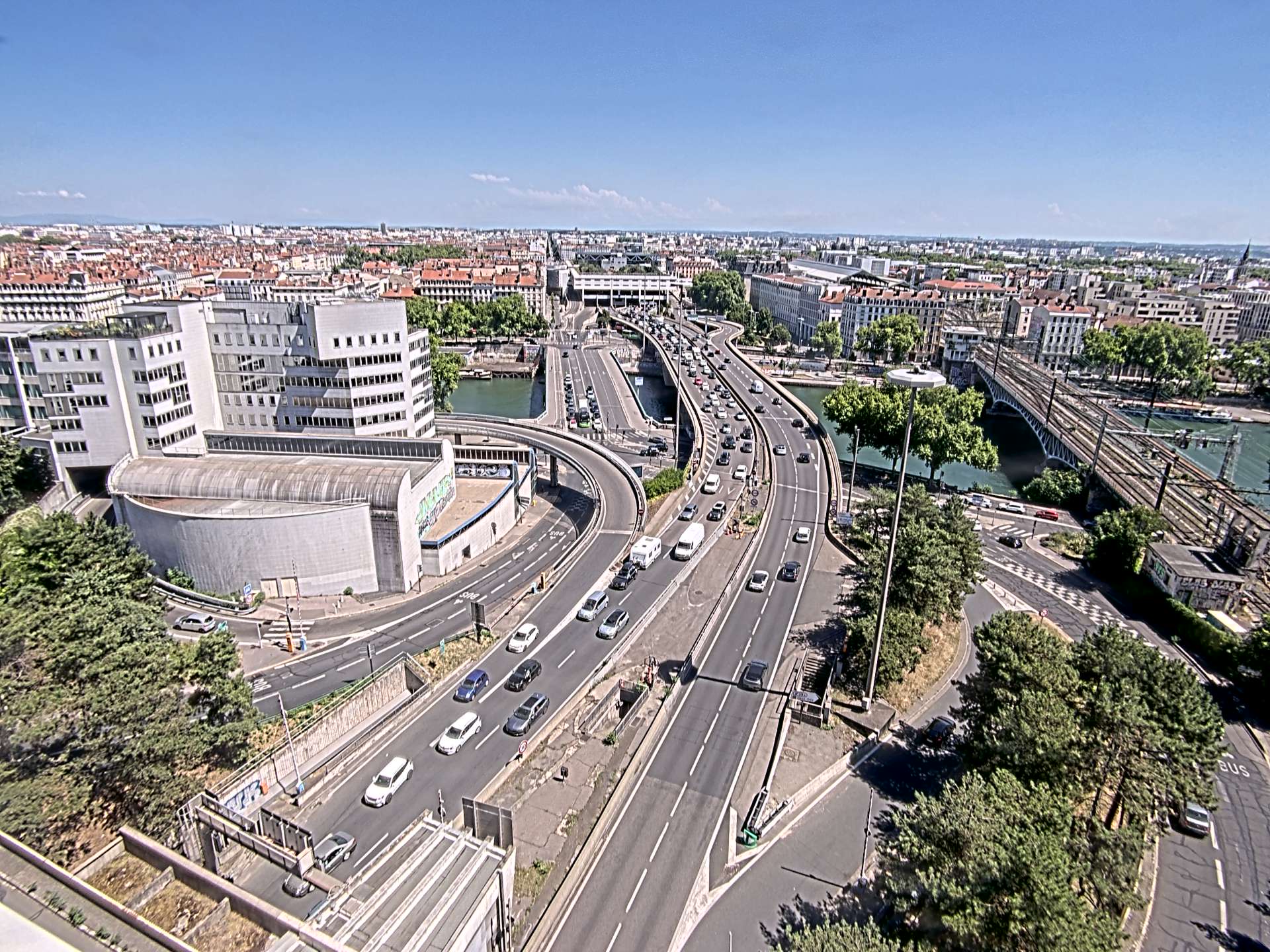 Caméra autoroute à Lyon Perrache à l'entrée Sud du Tunnel sous Fourvière, en direction de Marseille