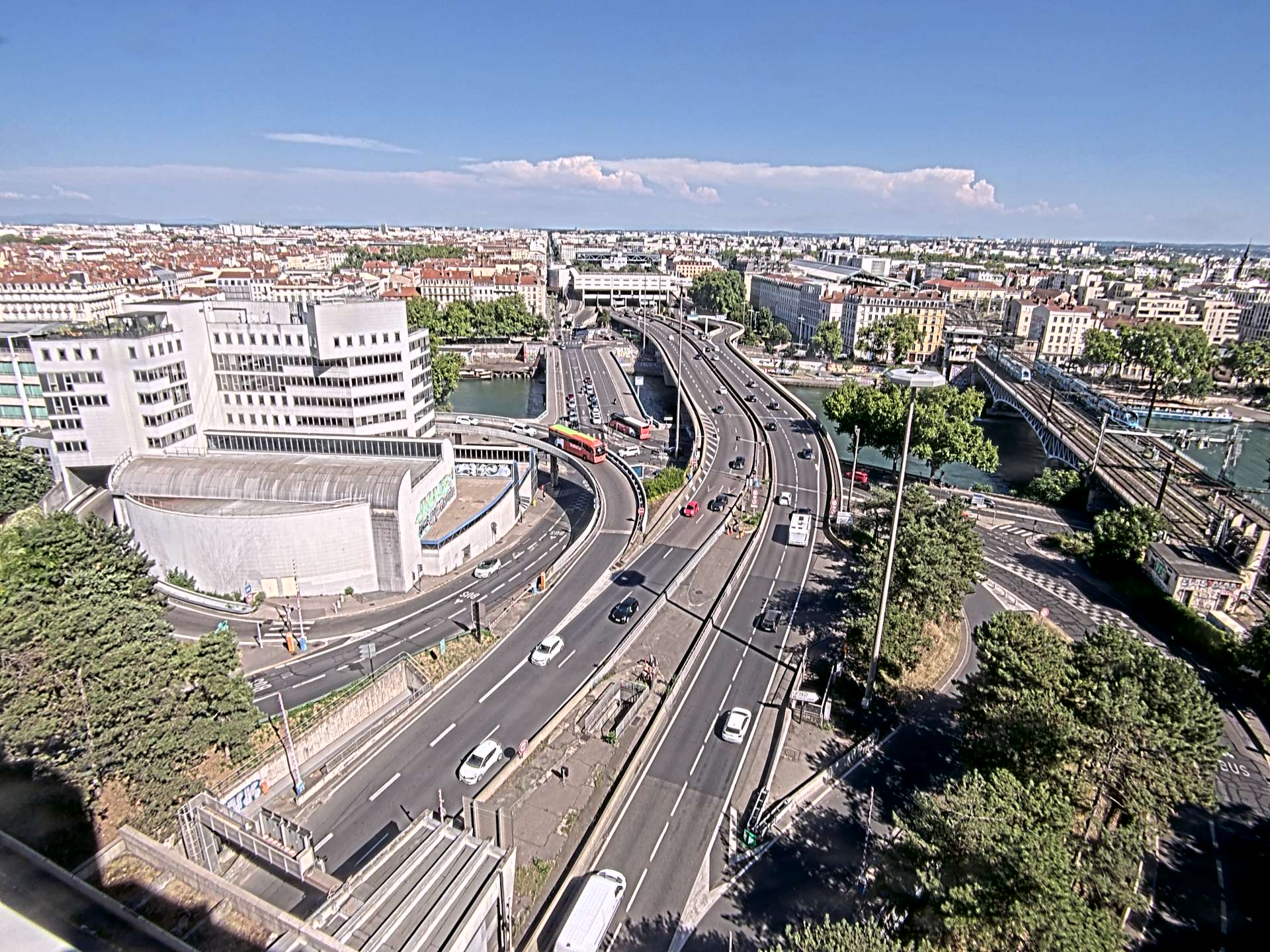 Caméra autoroute à Lyon Perrache à l'entrée Sud du Tunnel sous Fourvière, en direction de Marseille