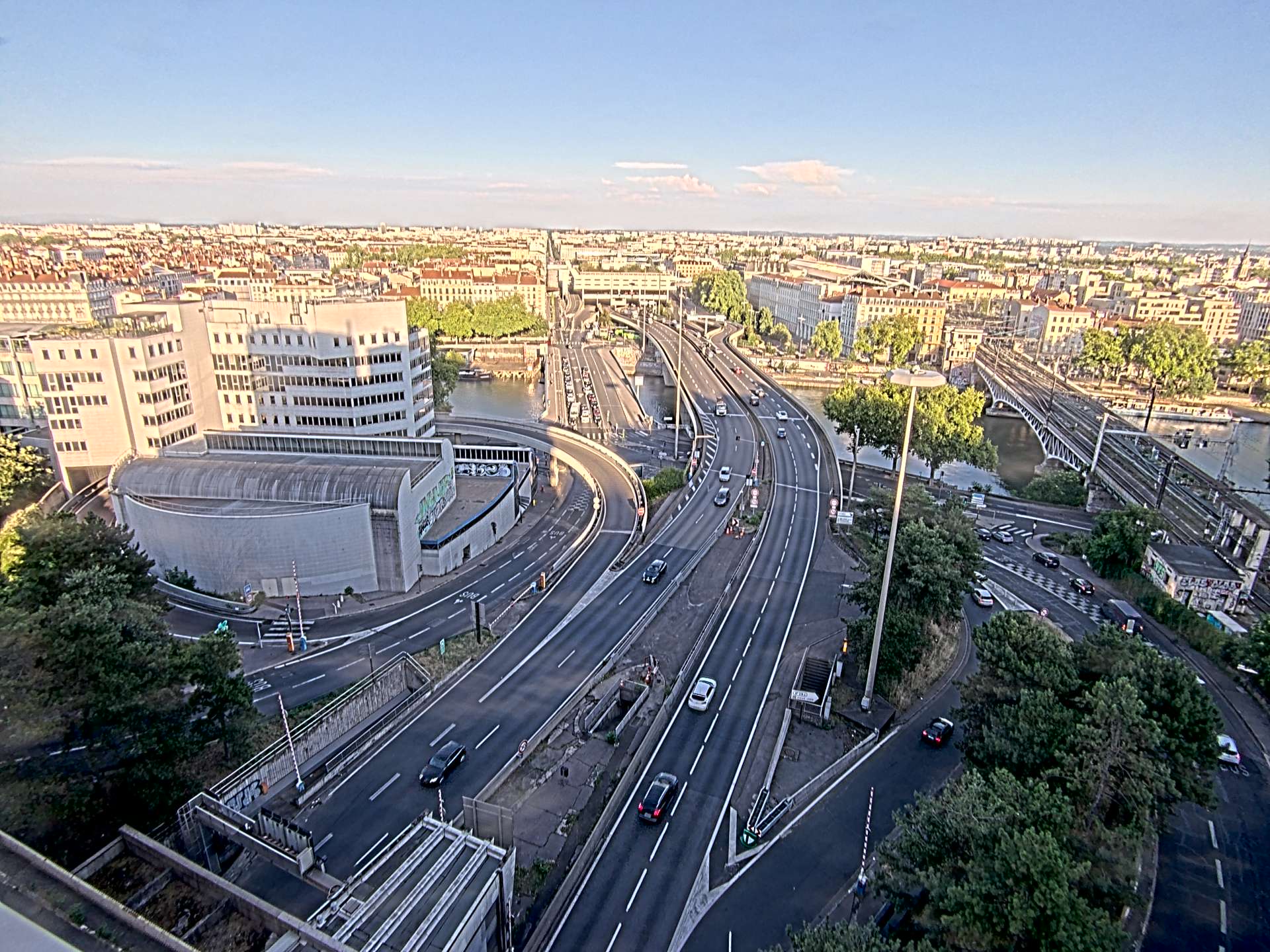 Caméra autoroute à Lyon Perrache à l'entrée Sud du Tunnel sous Fourvière, en direction de Marseille
