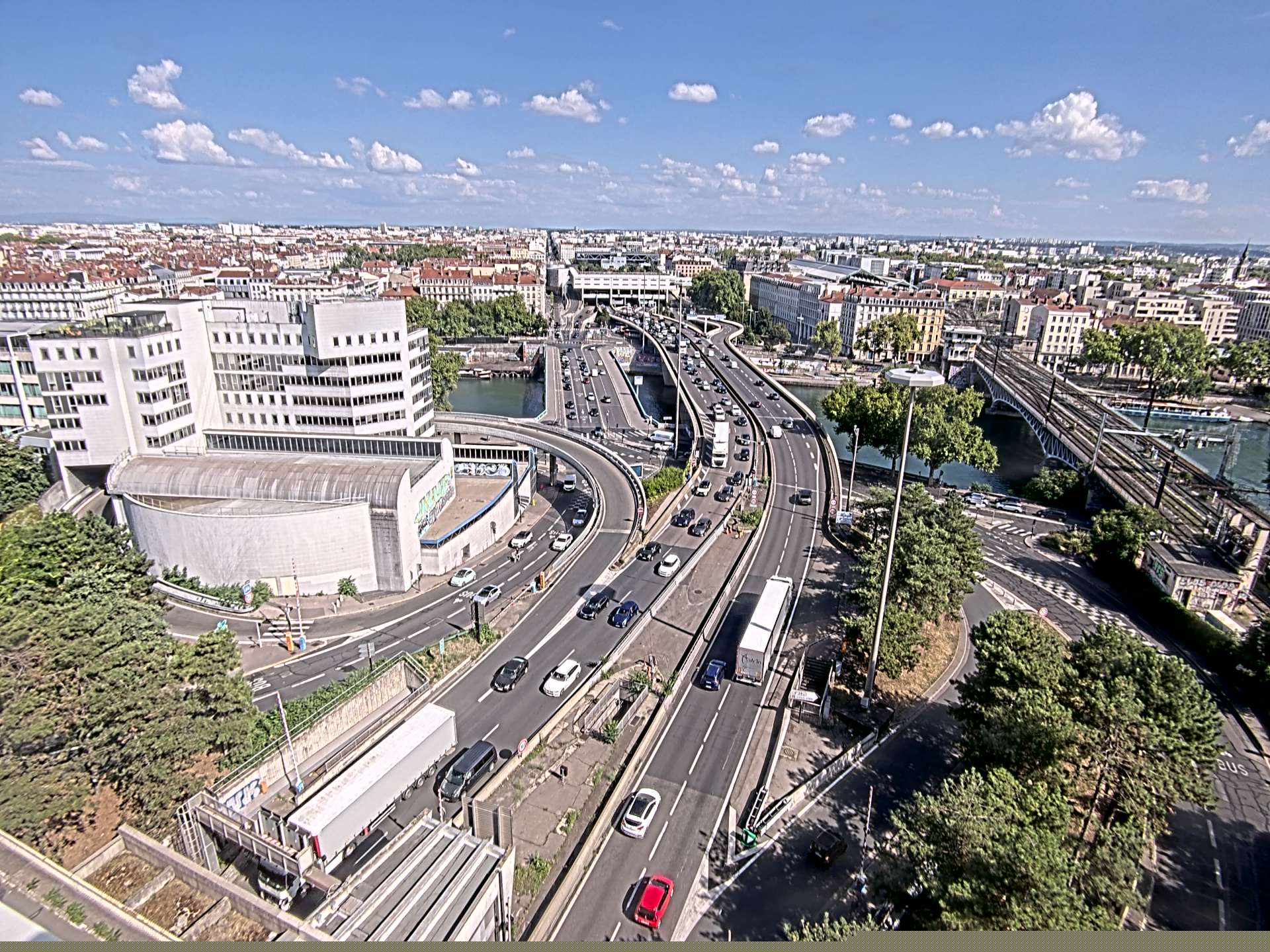 Caméra autoroute à Lyon Perrache à l'entrée Sud du Tunnel sous Fourvière, en direction de Marseille