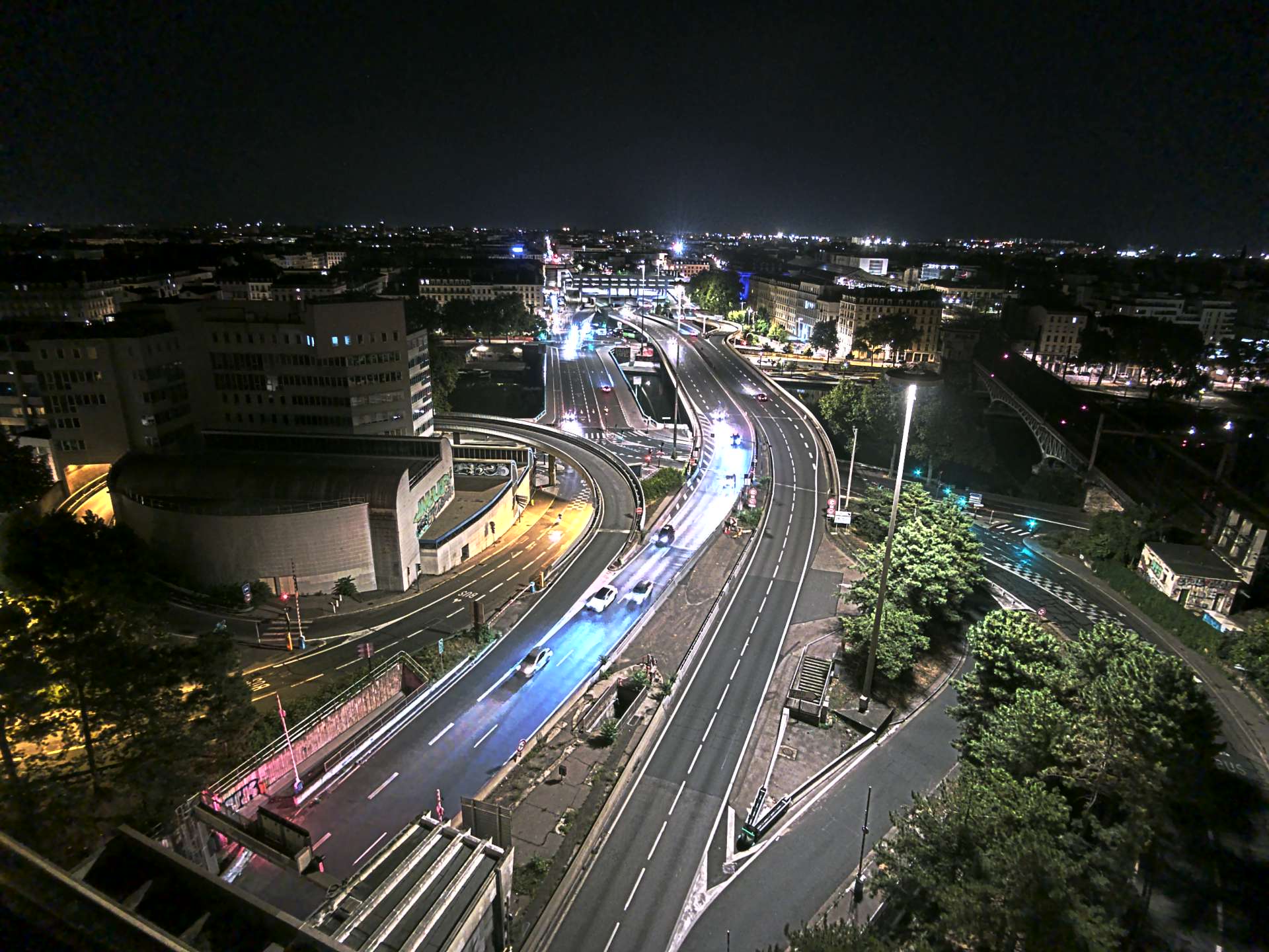 Caméra autoroute à Lyon Perrache à l'entrée Sud du Tunnel sous Fourvière, en direction de Marseille