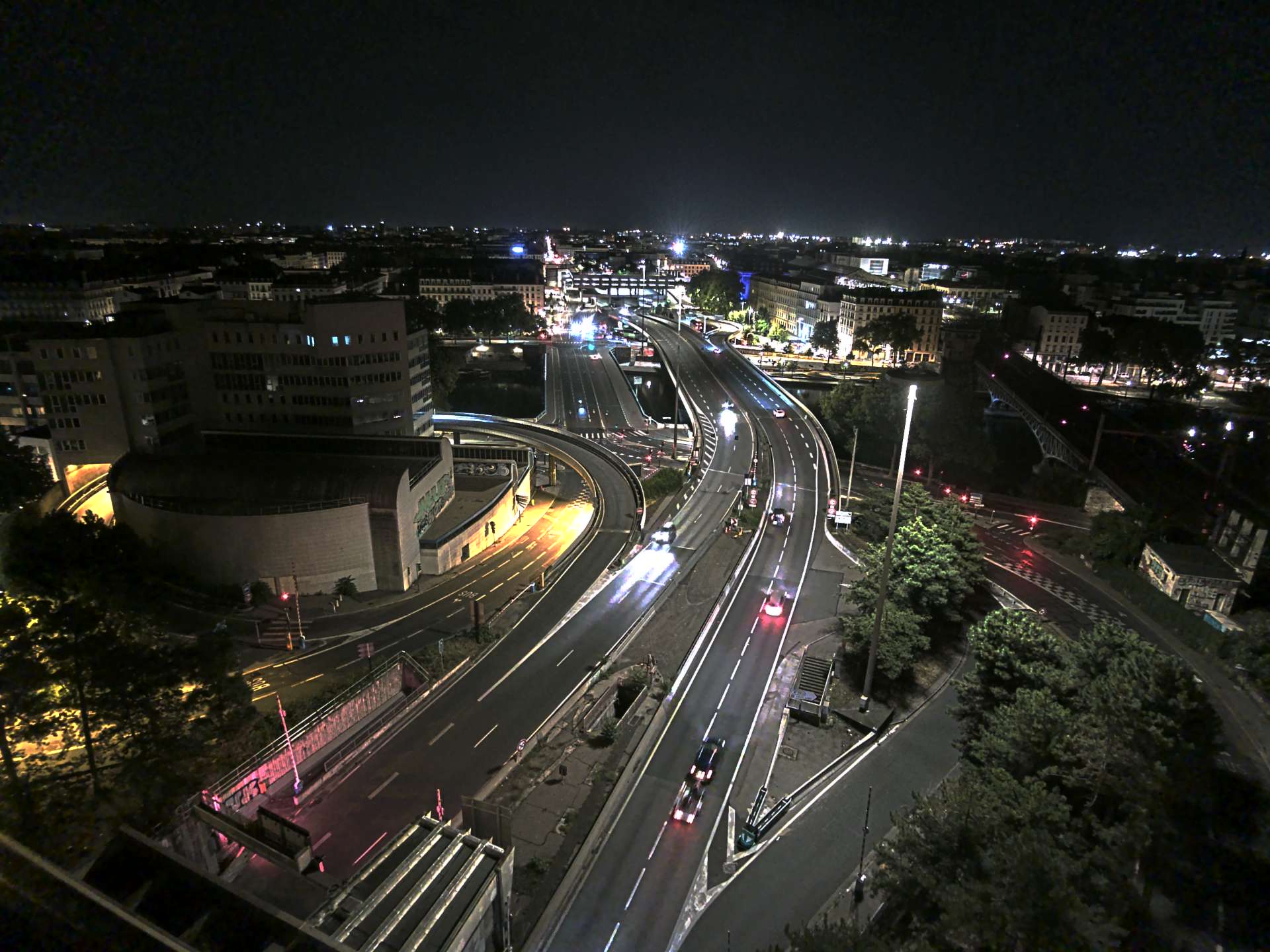 Caméra autoroute à Lyon Perrache à l'entrée Sud du Tunnel sous Fourvière, en direction de Marseille