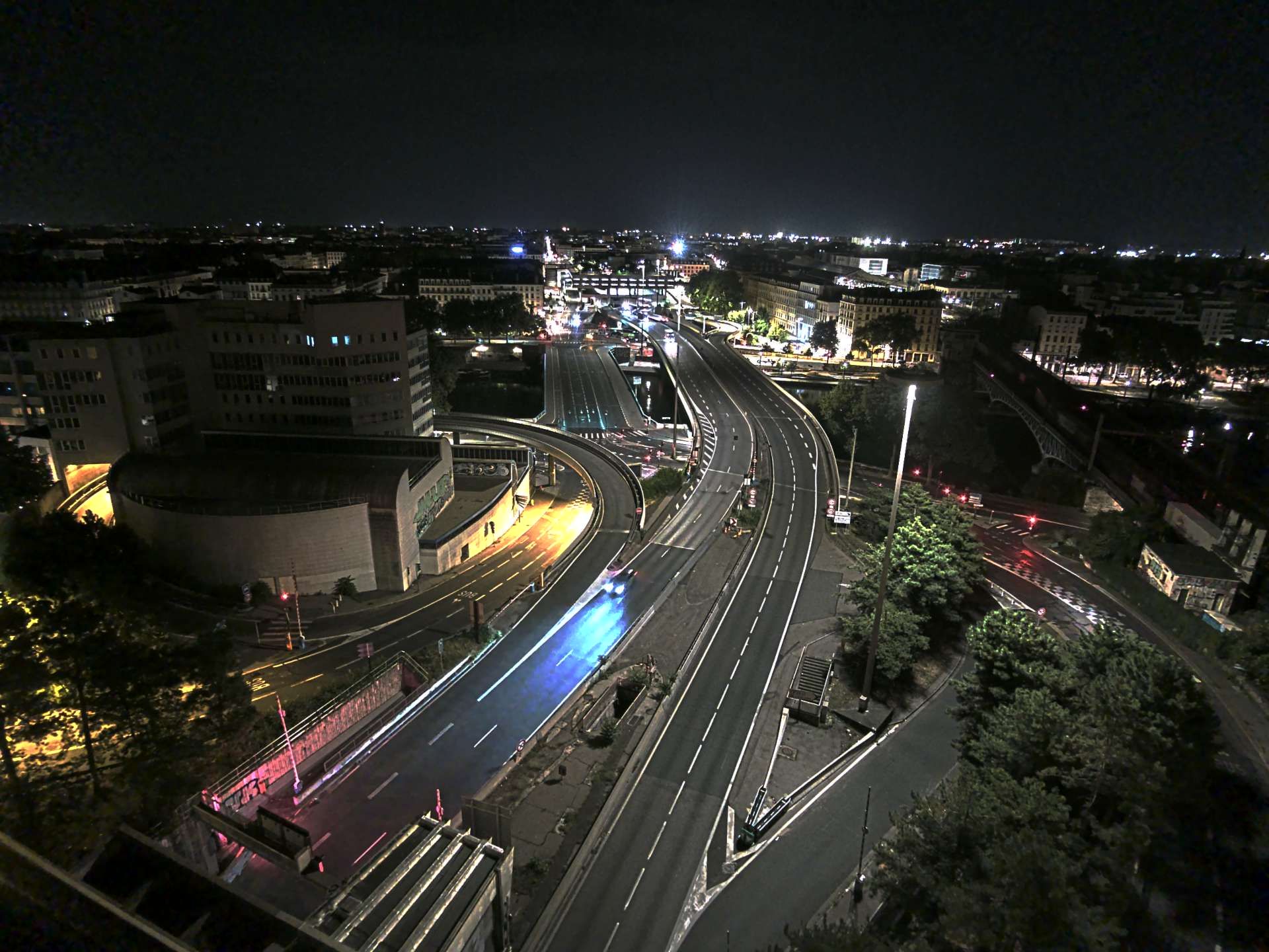 Caméra autoroute à Lyon Perrache à l'entrée Sud du Tunnel sous Fourvière, en direction de Marseille