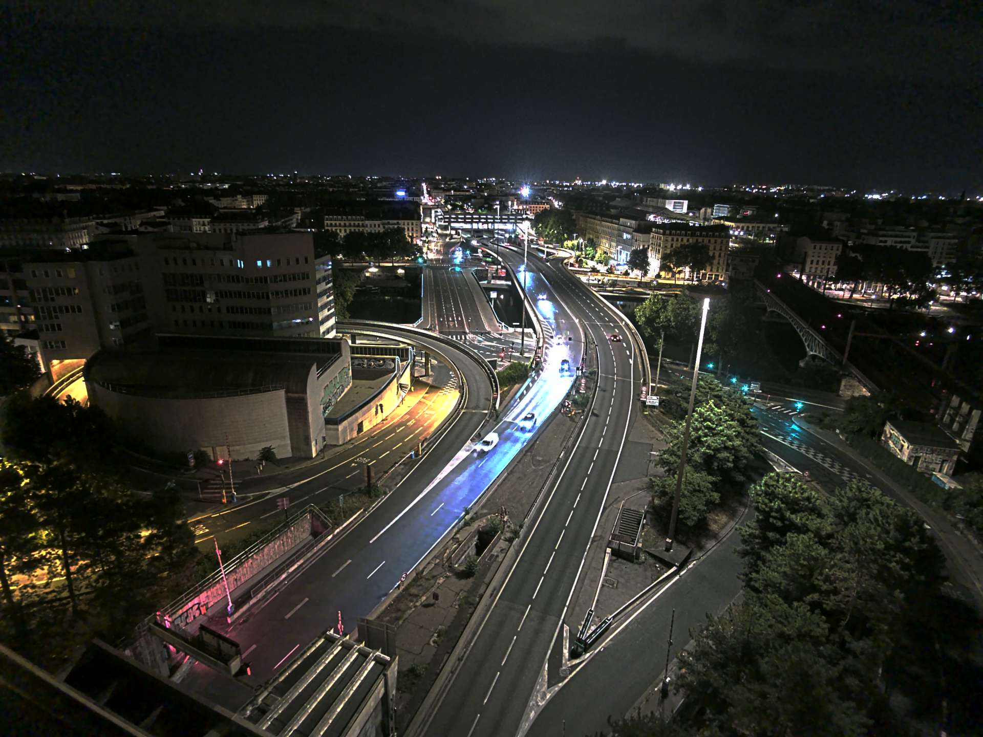 Caméra autoroute à Lyon Perrache à l'entrée Sud du Tunnel sous Fourvière, en direction de Marseille