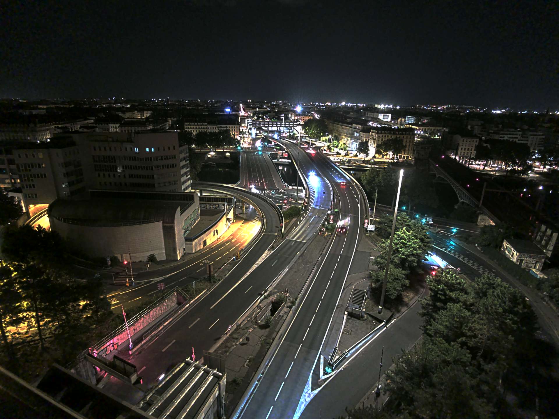 Caméra autoroute à Lyon Perrache à l'entrée Sud du Tunnel sous Fourvière, en direction de Marseille