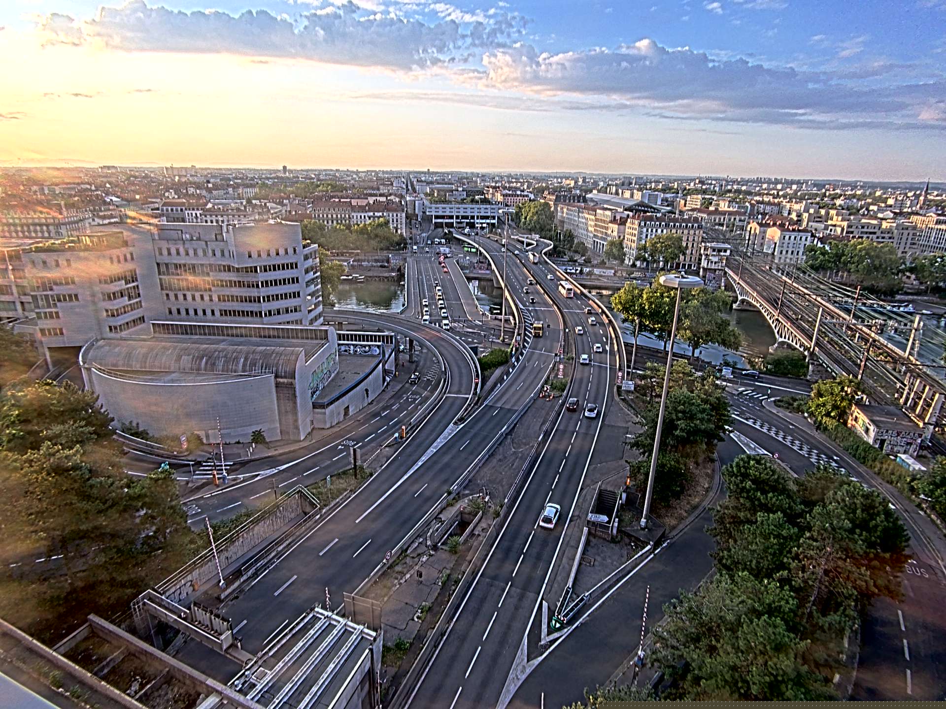 Caméra autoroute à Lyon Perrache à l'entrée Sud du Tunnel sous Fourvière, en direction de Marseille