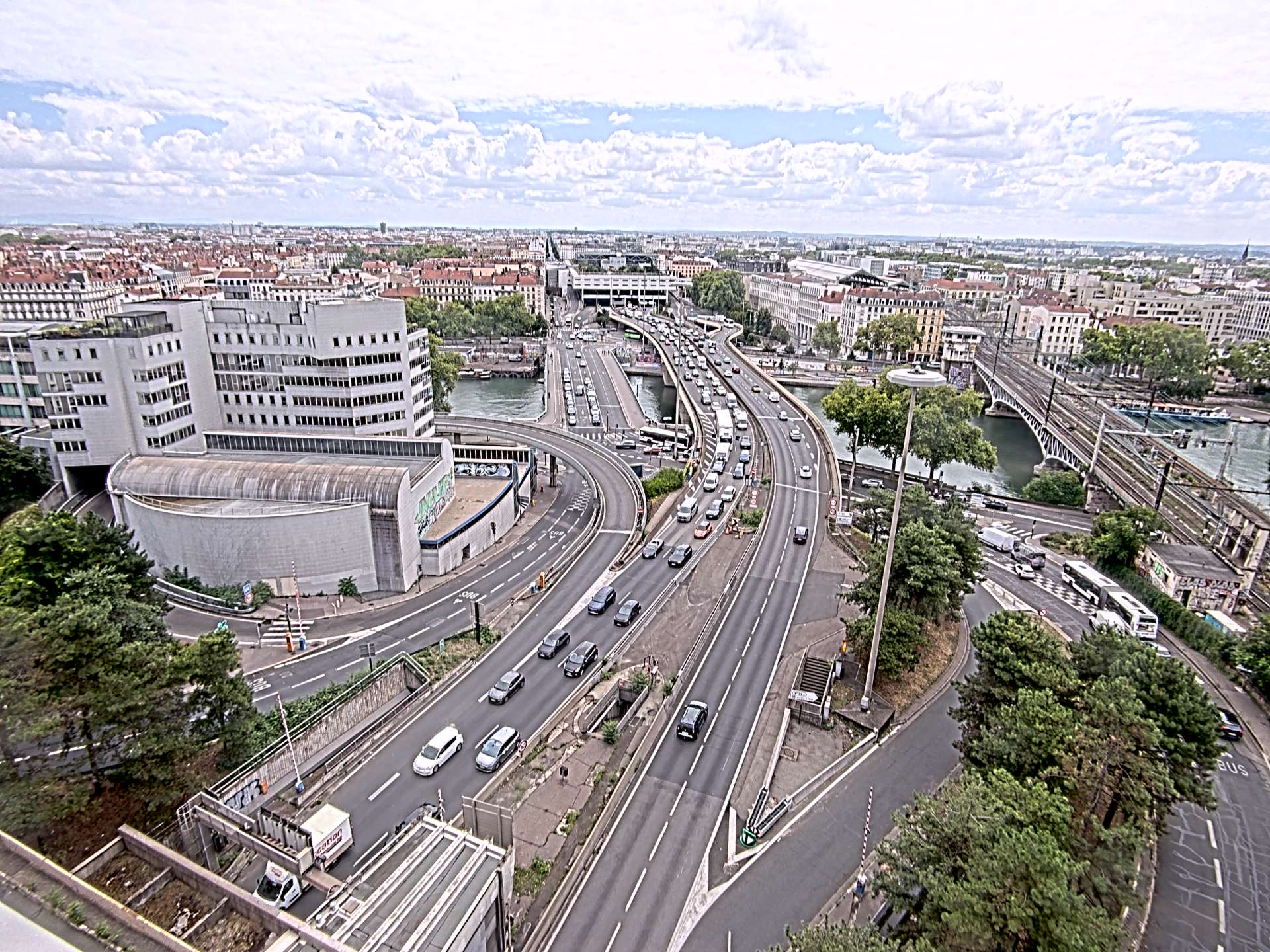 Caméra autoroute à Lyon Perrache à l'entrée Sud du Tunnel sous Fourvière, en direction de Marseille