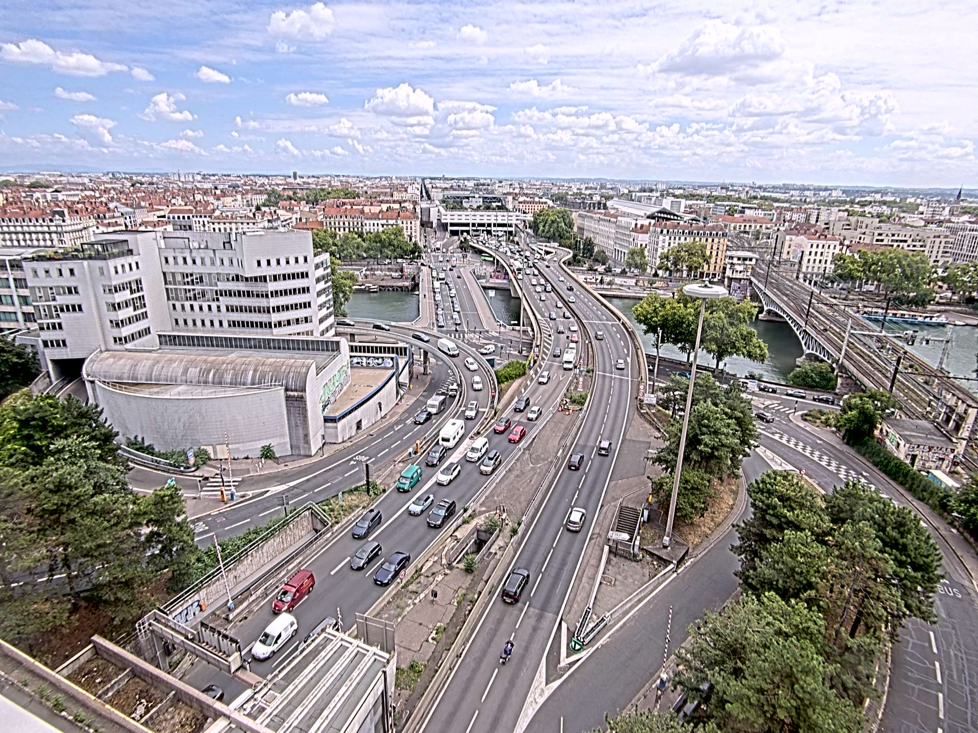 Caméra autoroute à Lyon Perrache à l'entrée Sud du Tunnel sous Fourvière, en direction de Marseille