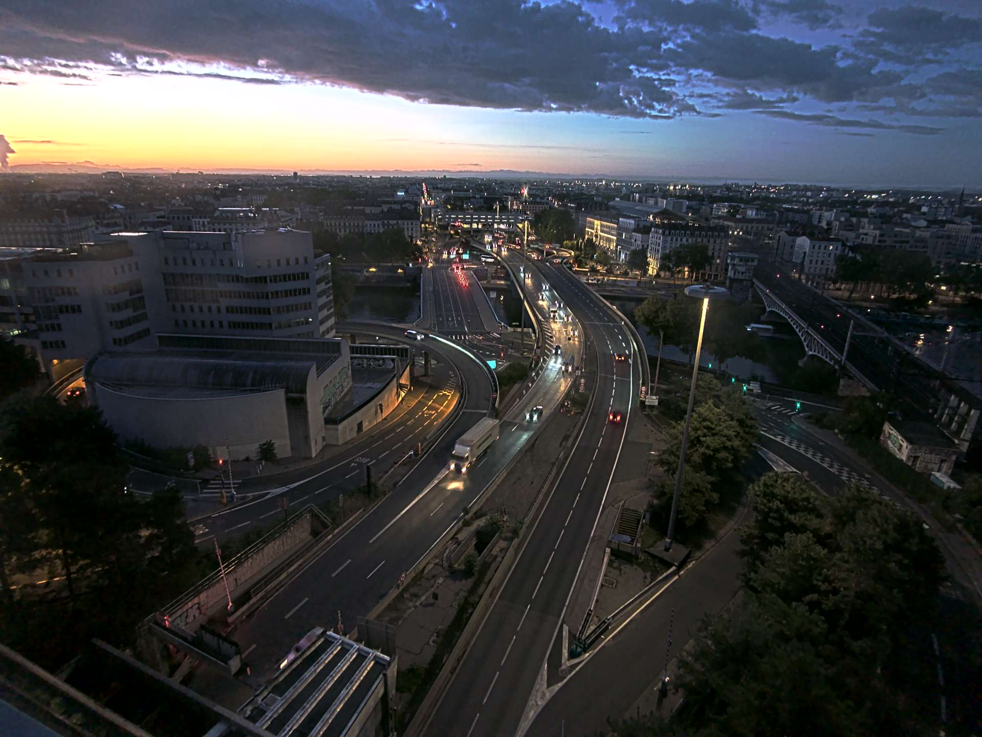 Caméra autoroute à Lyon Perrache à l'entrée Sud du Tunnel sous Fourvière, en direction de Marseille