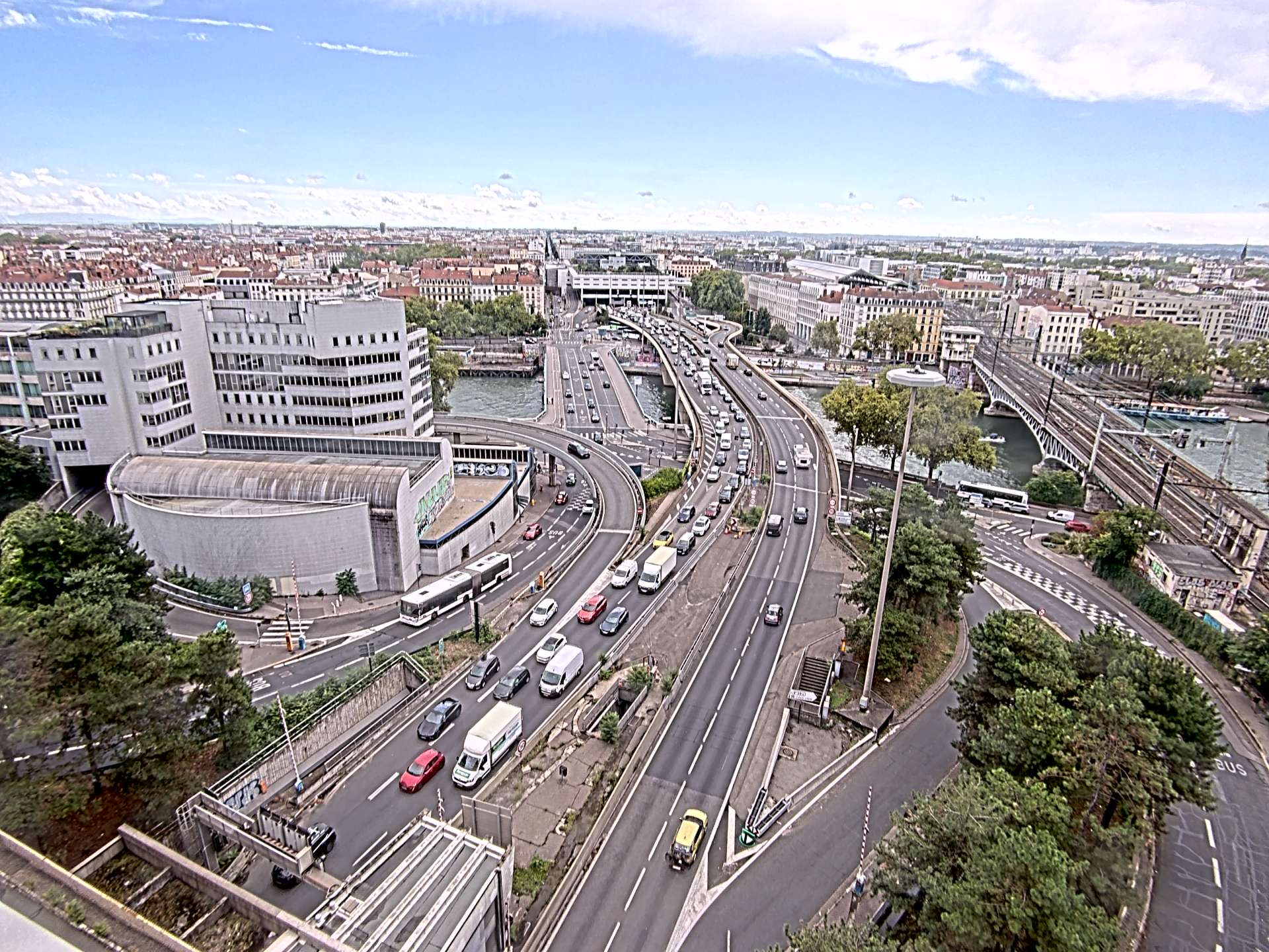 Caméra autoroute à Lyon Perrache à l'entrée Sud du Tunnel sous Fourvière, en direction de Marseille