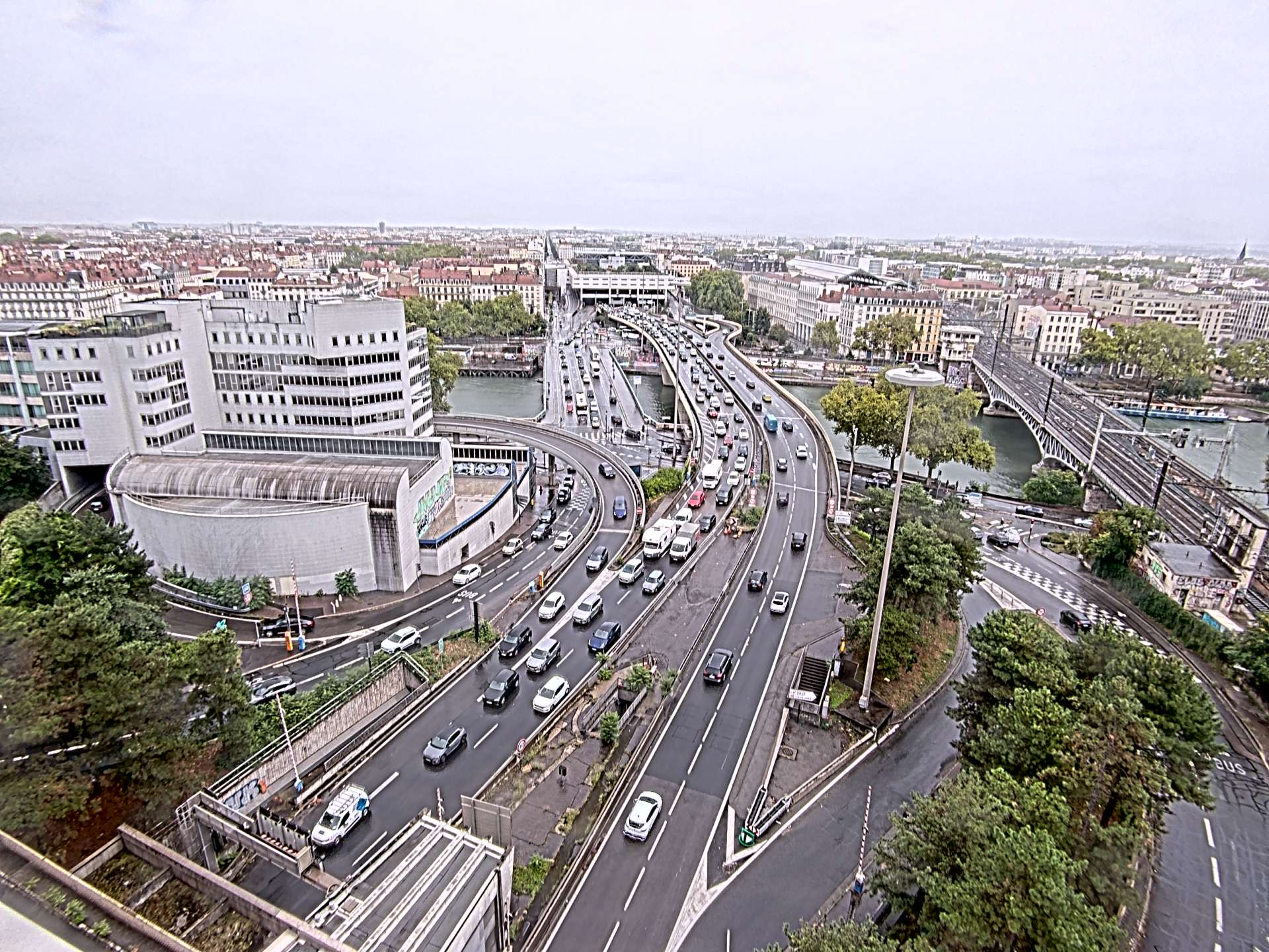 Caméra autoroute à Lyon Perrache à l'entrée Sud du Tunnel sous Fourvière, en direction de Marseille