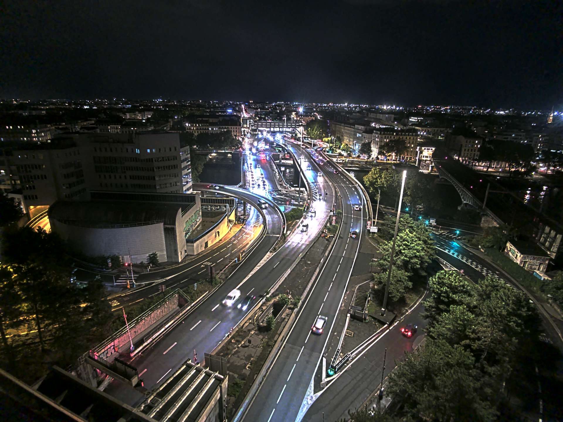 Caméra autoroute à Lyon Perrache à l'entrée Sud du Tunnel sous Fourvière, en direction de Marseille