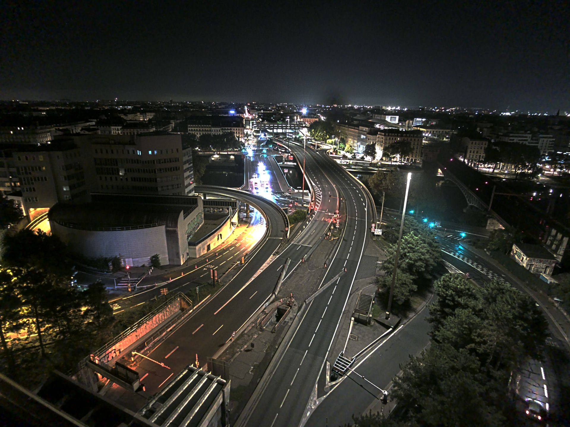 Caméra autoroute à Lyon Perrache à l'entrée Sud du Tunnel sous Fourvière, en direction de Marseille