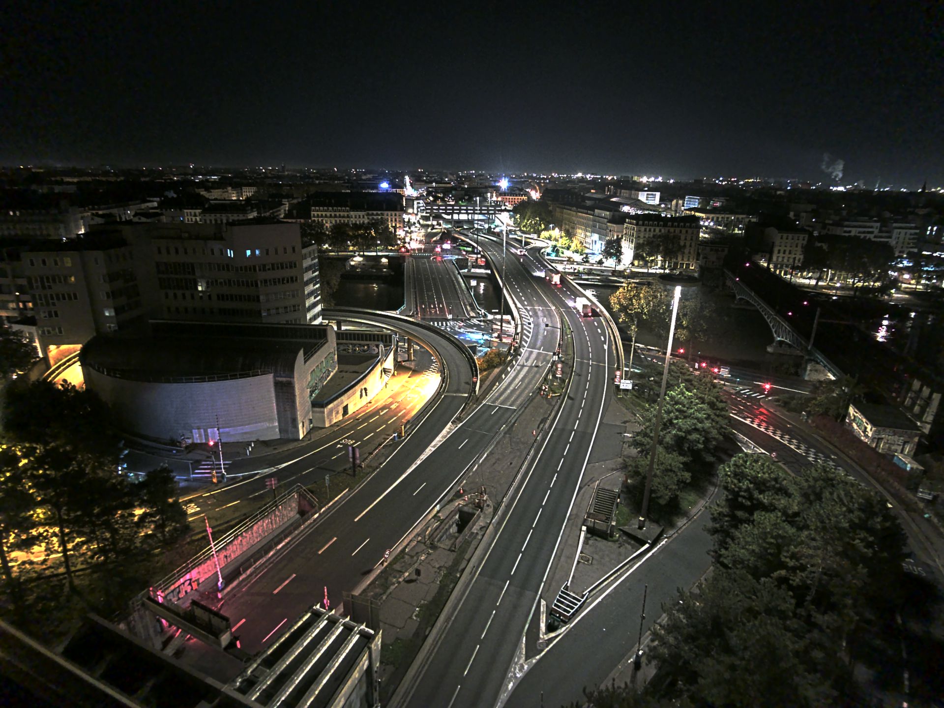 Caméra autoroute à Lyon Perrache à l'entrée Sud du Tunnel sous Fourvière, en direction de Marseille