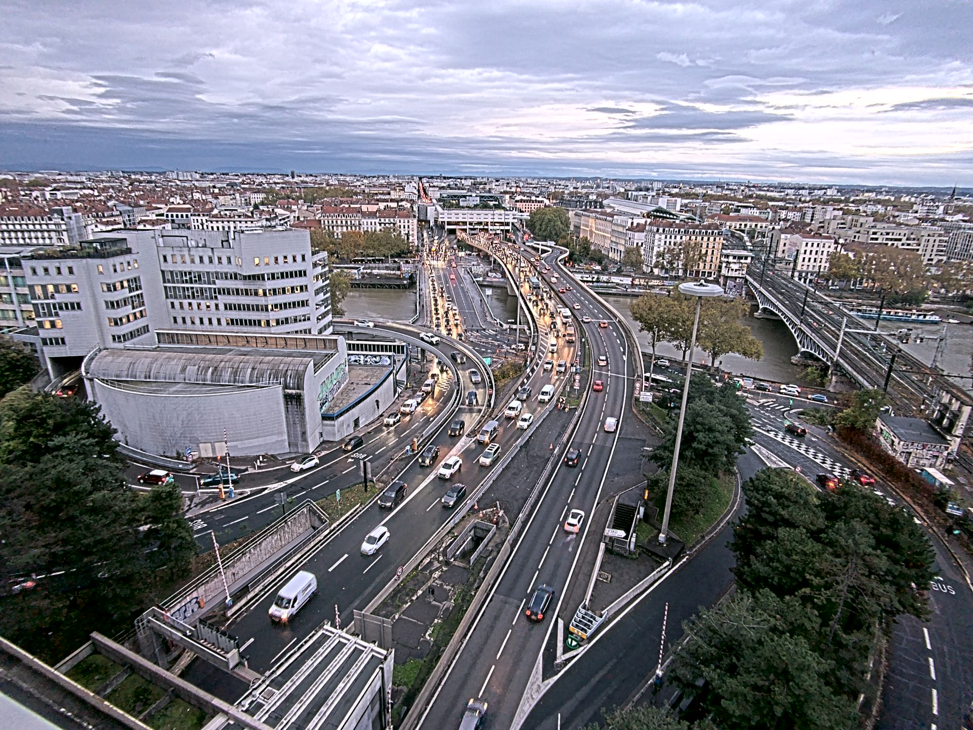 Caméra autoroute à Lyon Perrache à l'entrée Sud du Tunnel sous Fourvière, en direction de Marseille
