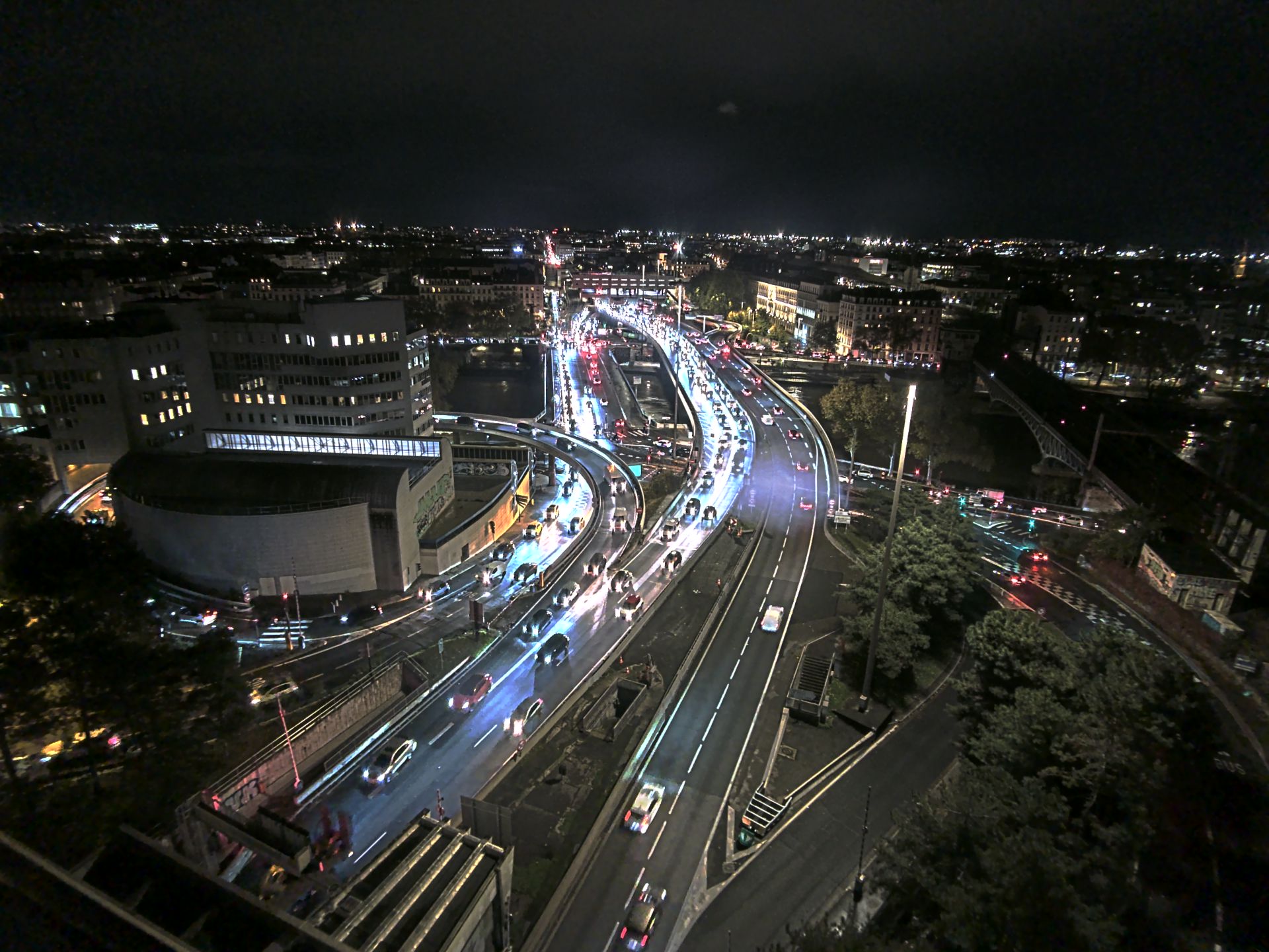 Caméra autoroute à Lyon Perrache à l'entrée Sud du Tunnel sous Fourvière, en direction de Marseille