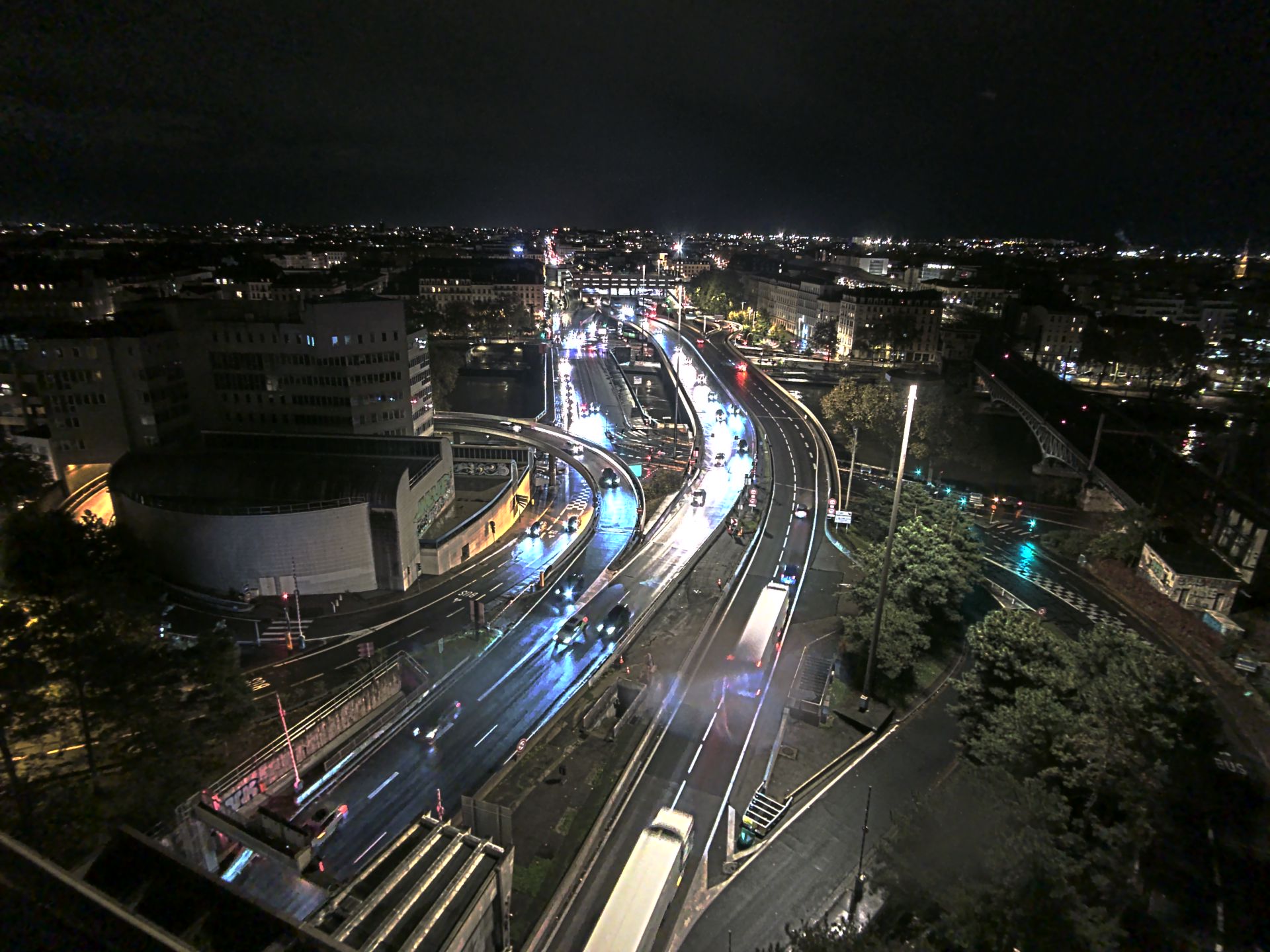 Caméra autoroute à Lyon Perrache à l'entrée Sud du Tunnel sous Fourvière, en direction de Marseille