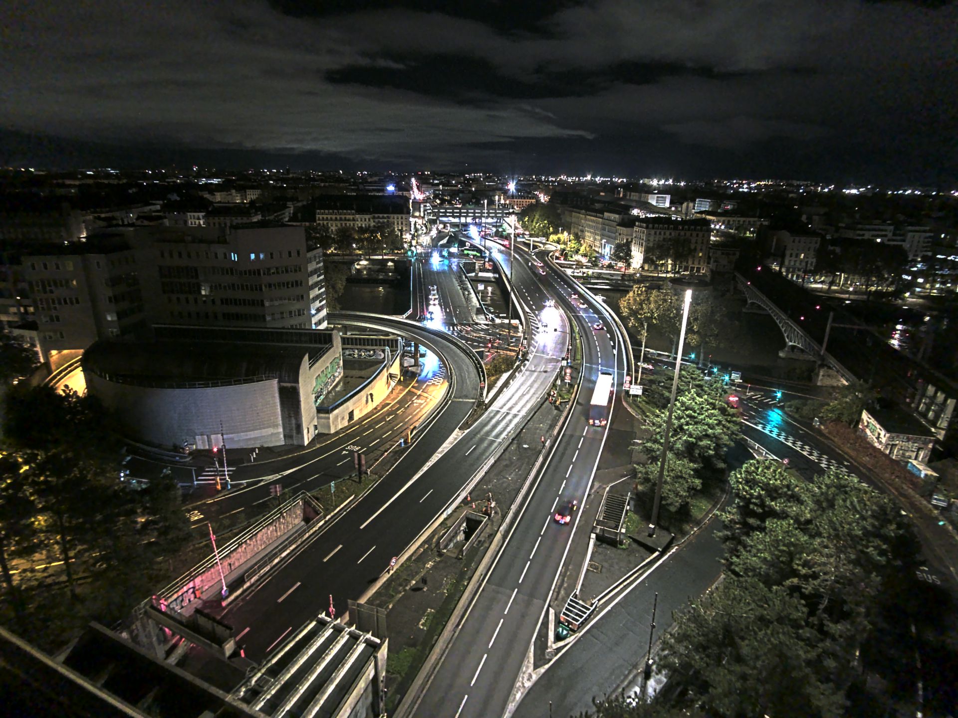 Caméra autoroute à Lyon Perrache à l'entrée Sud du Tunnel sous Fourvière, en direction de Marseille