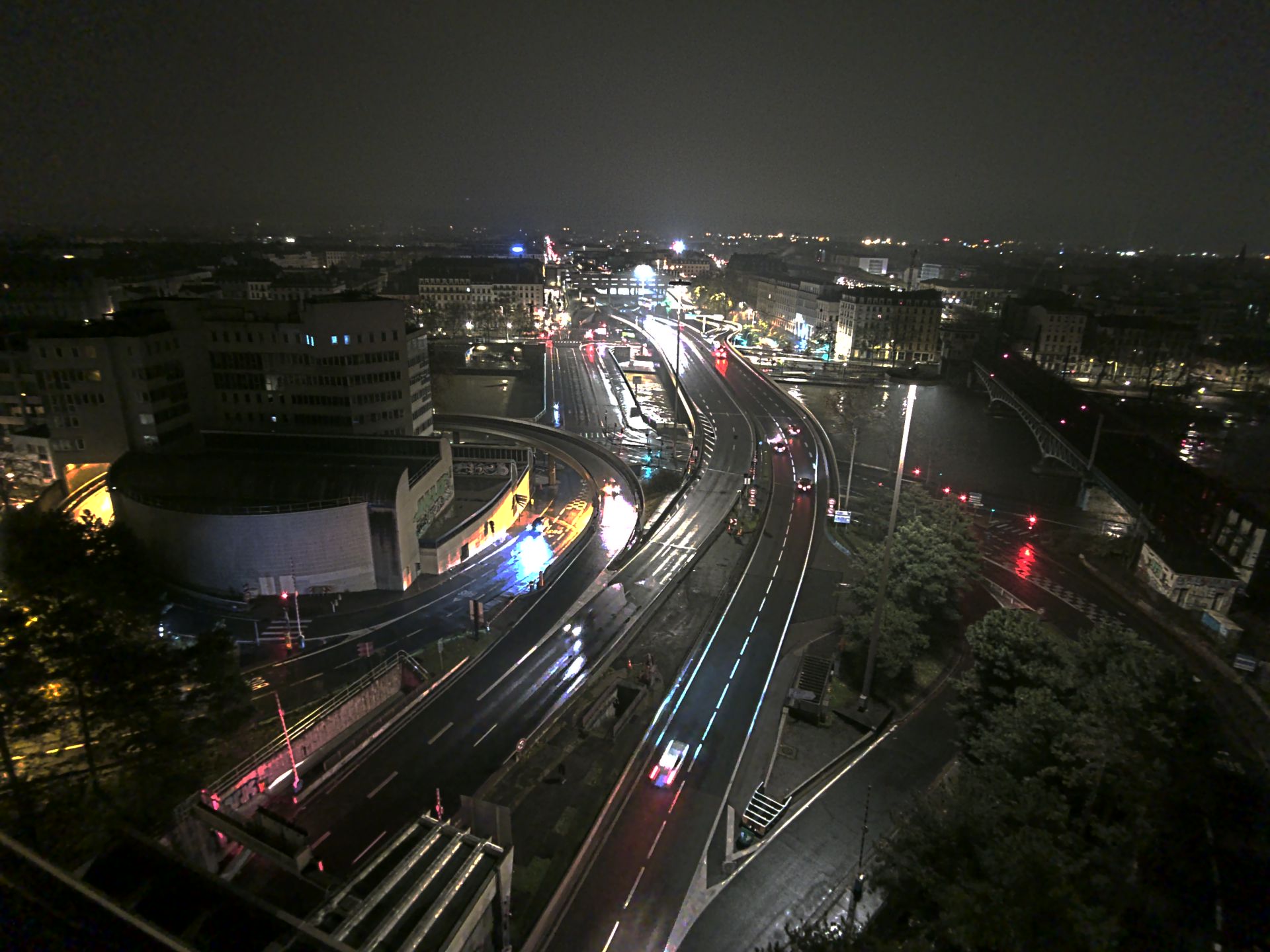 Caméra autoroute à Lyon Perrache à l'entrée Sud du Tunnel sous Fourvière, en direction de Marseille