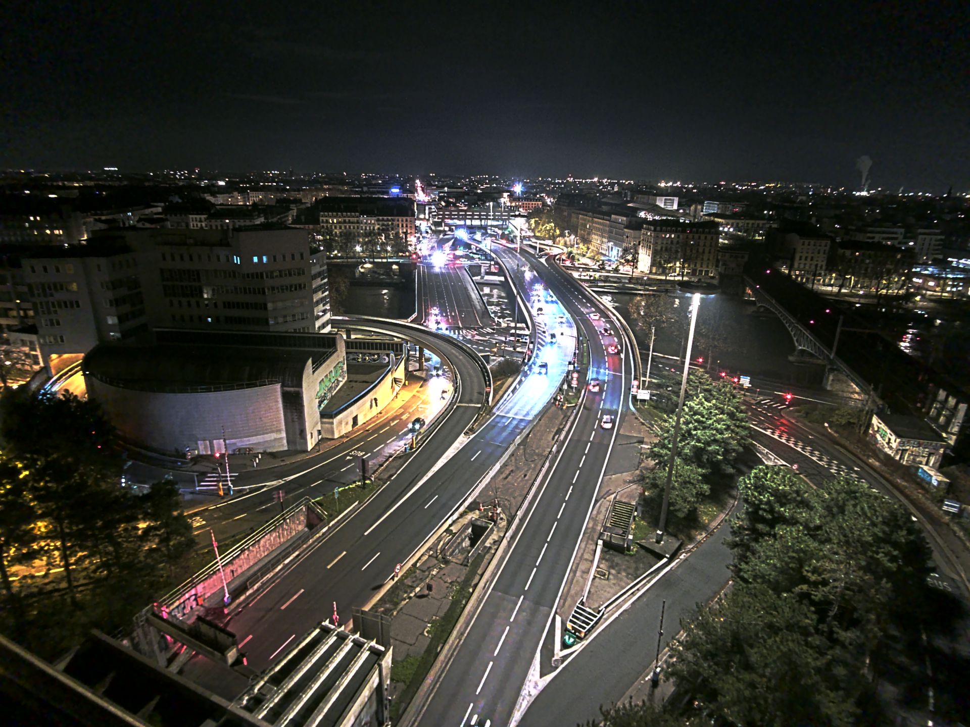Caméra autoroute à Lyon Perrache à l'entrée Sud du Tunnel sous Fourvière, en direction de Marseille