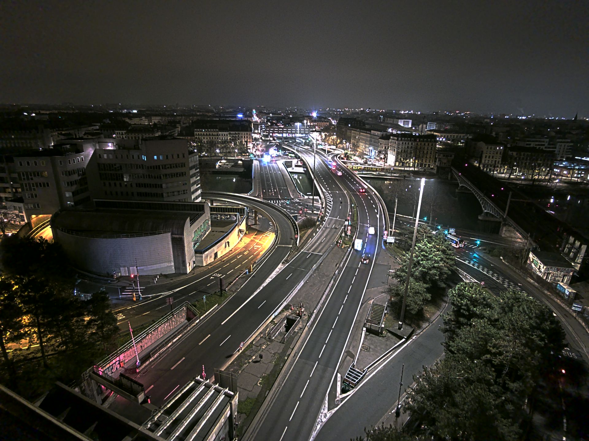 Caméra autoroute à Lyon Perrache à l'entrée Sud du Tunnel sous Fourvière, en direction de Marseille