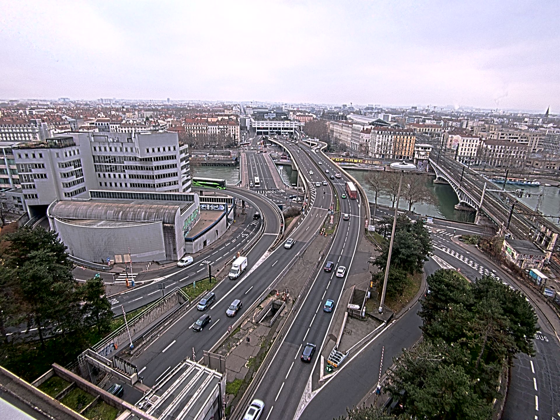 Caméra autoroute à Lyon Perrache à l'entrée Sud du Tunnel sous Fourvière, en direction de Marseille