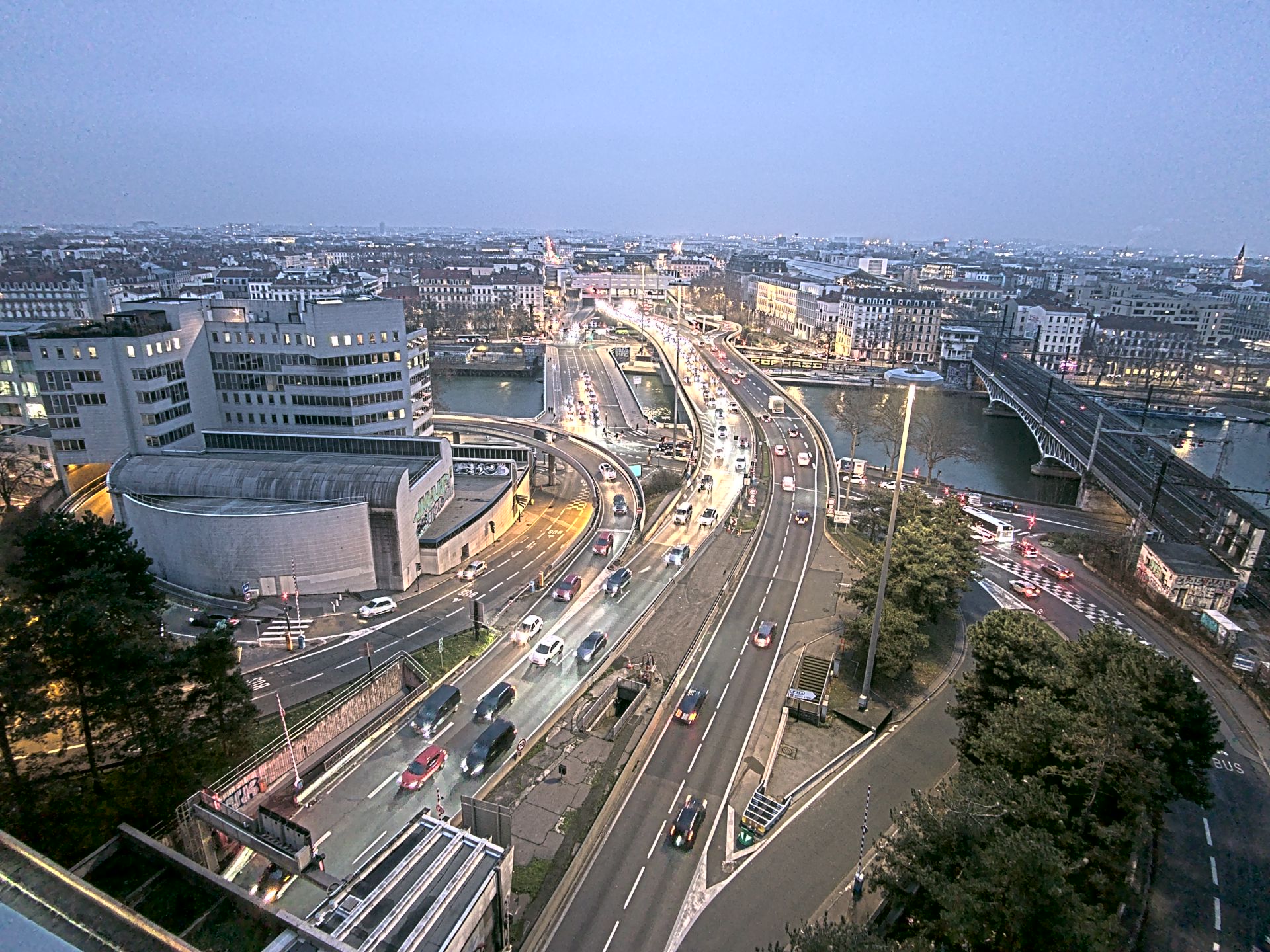 Caméra autoroute à Lyon Perrache à l'entrée Sud du Tunnel sous Fourvière, en direction de Marseille