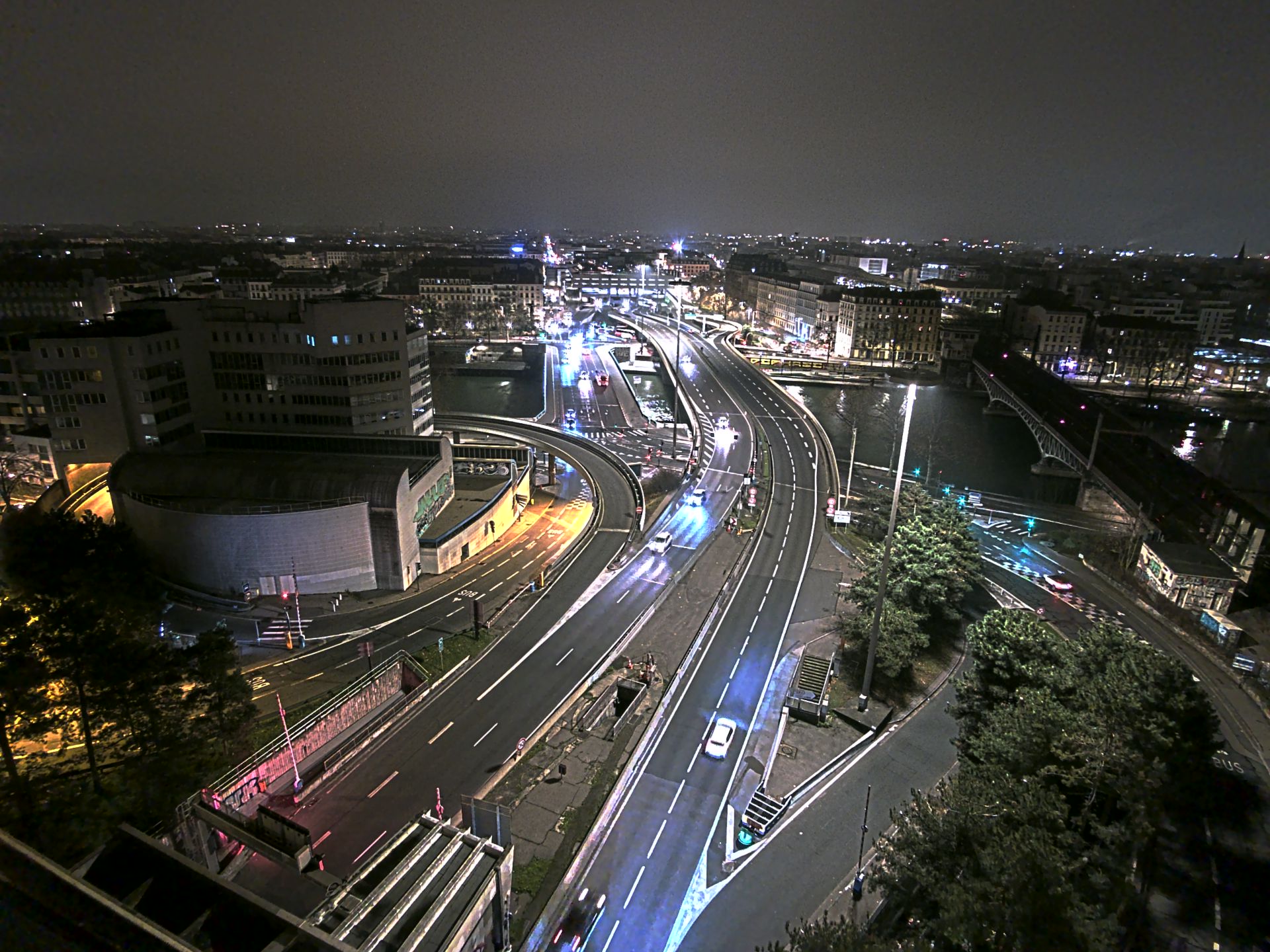 Caméra autoroute à Lyon Perrache à l'entrée Sud du Tunnel sous Fourvière, en direction de Marseille