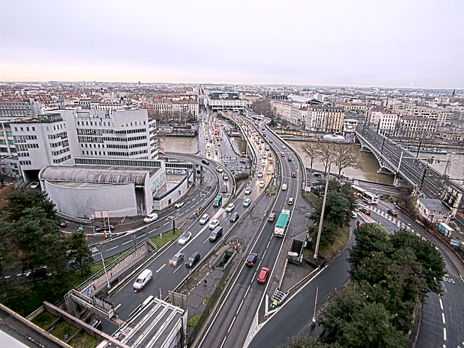 Caméra autoroute à Lyon Perrache à l'entrée Sud du Tunnel sous Fourvière, en direction de Marseille