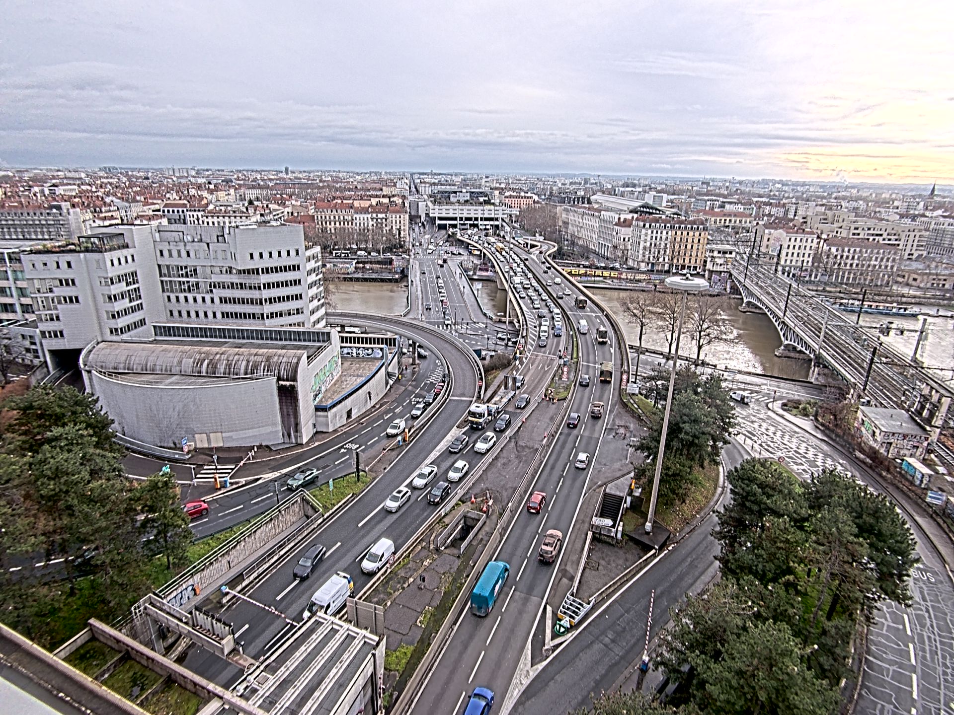 Caméra autoroute à Lyon Perrache à l'entrée Sud du Tunnel sous Fourvière, en direction de Marseille